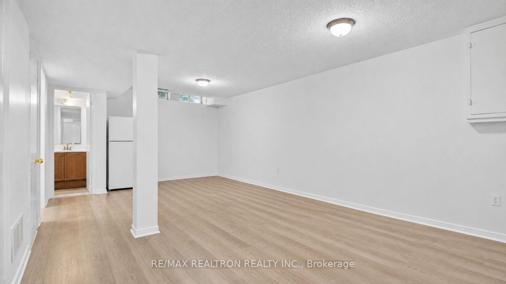 Photo 31 of 116 Andona Crescent, Scarborough, Centennial Scarborough — HOMEH