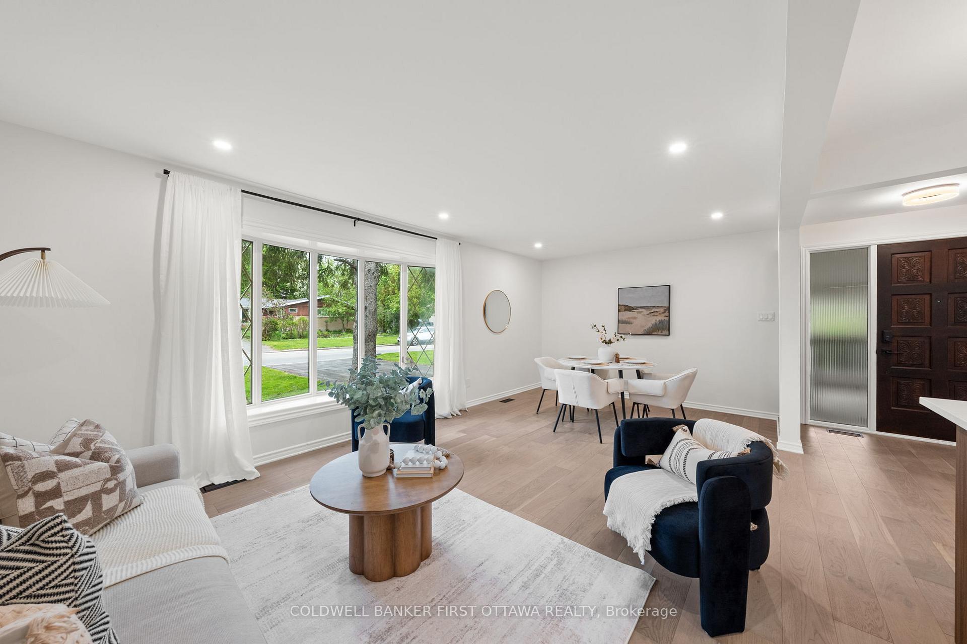 Photo 10 of 26 Spring Garden Avenue, Ottawa, Meadowlands/Crestview — HOMEH