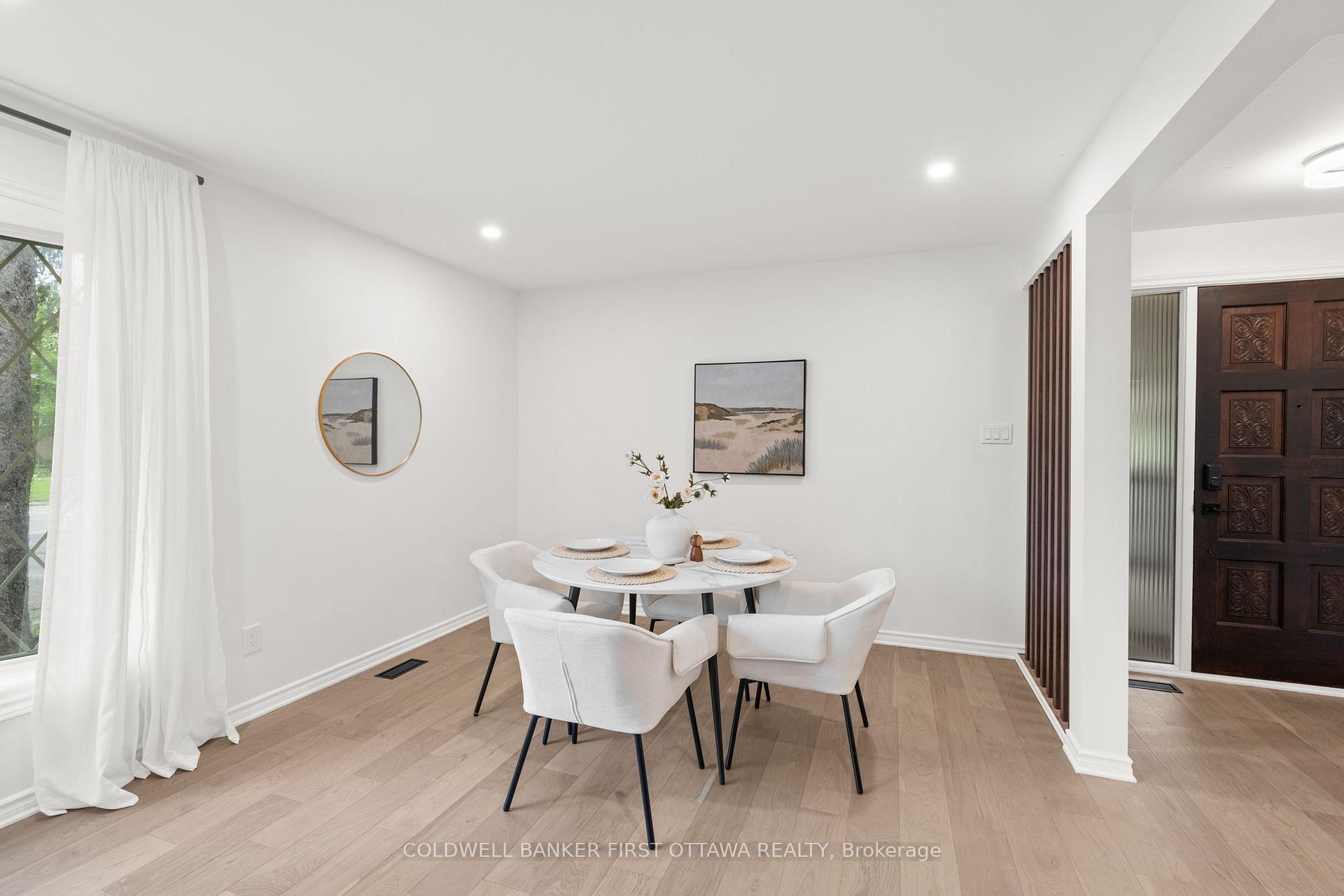 Photo 13 of 26 Spring Garden Avenue, Ottawa, Meadowlands/Crestview — HOMEH
