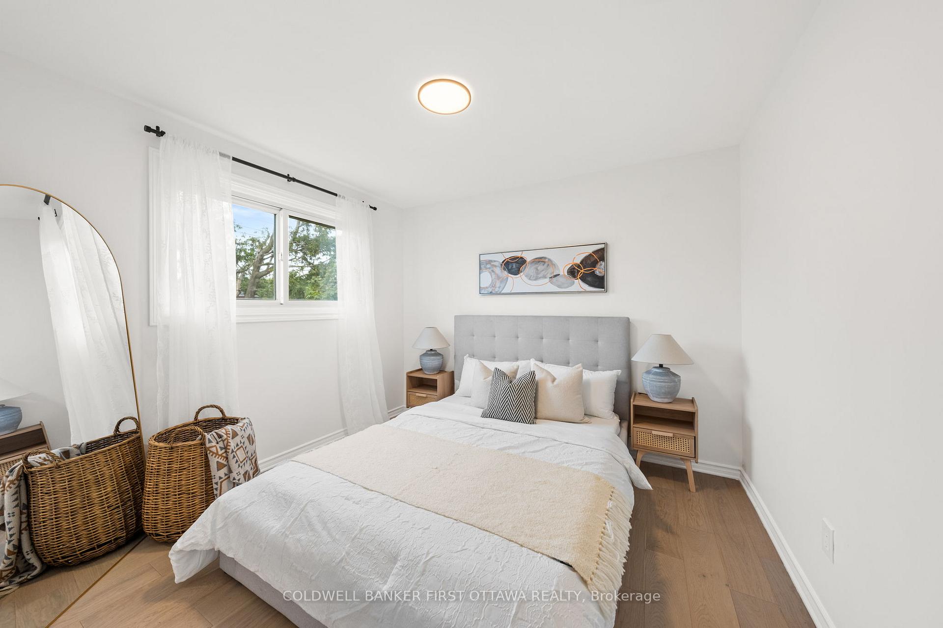 Photo 16 of 26 Spring Garden Avenue, Ottawa, Meadowlands/Crestview — HOMEH