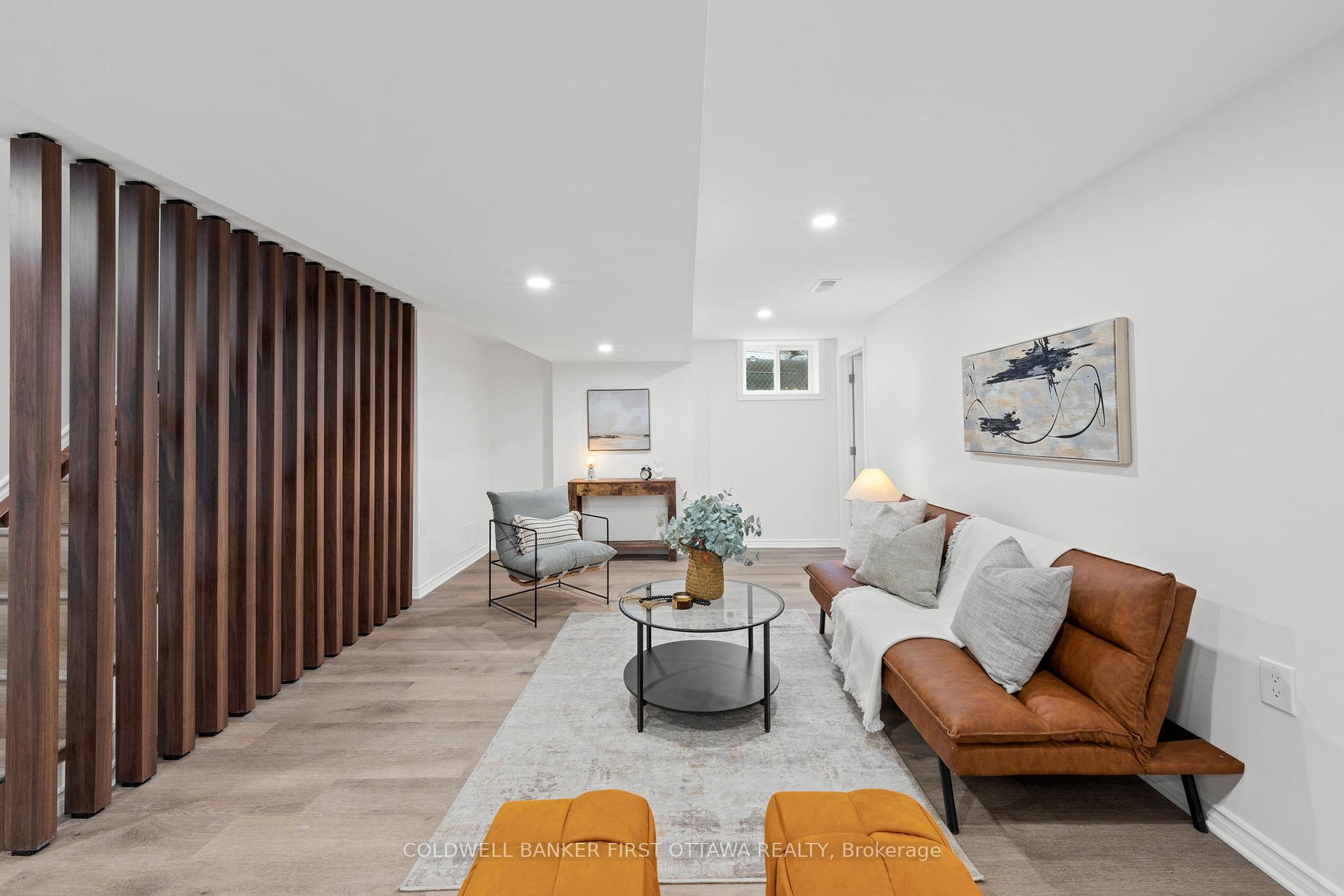 Photo 23 of 26 Spring Garden Avenue, Ottawa, Meadowlands/Crestview — HOMEH