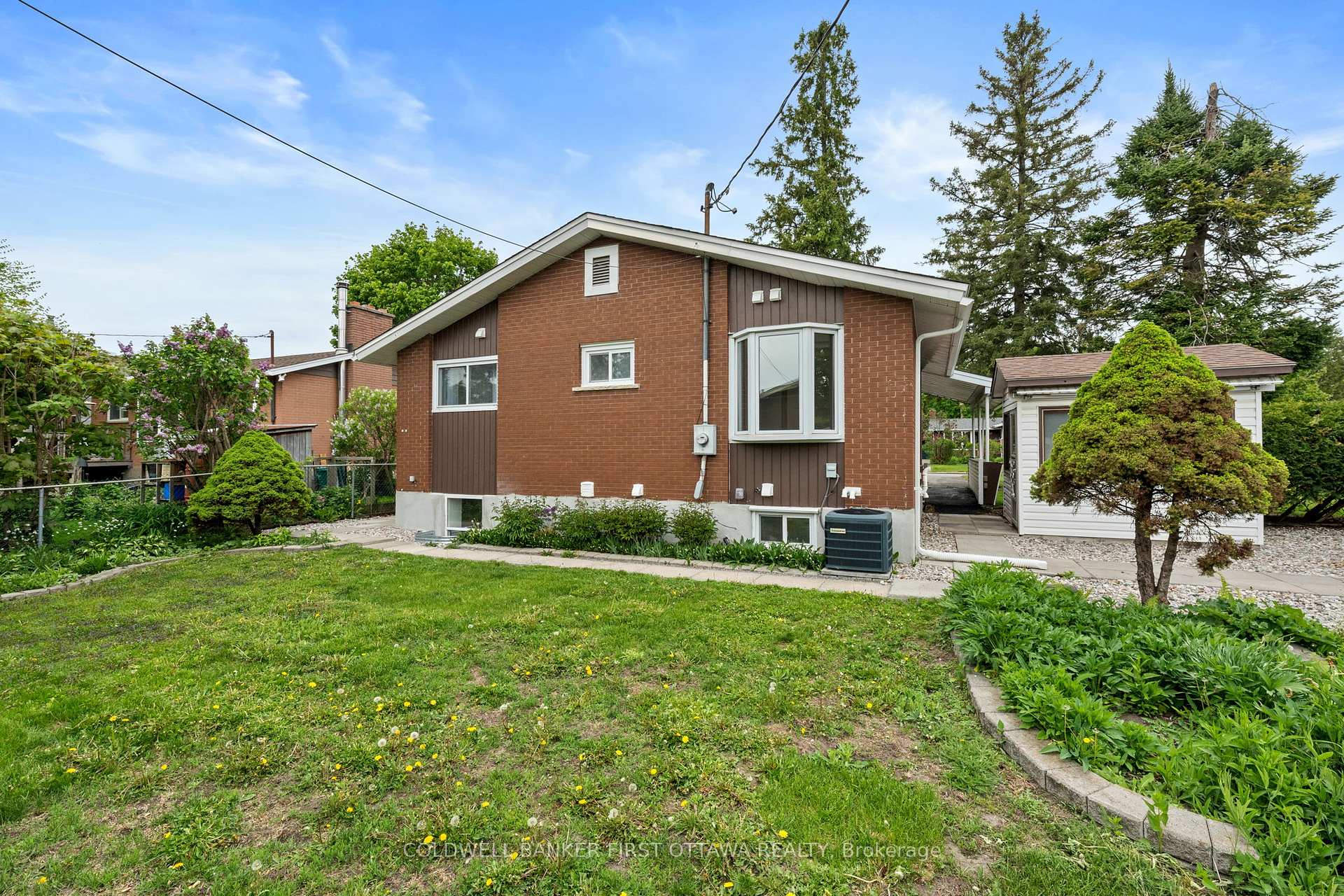 Photo 33 of 26 Spring Garden Avenue, Ottawa, Meadowlands/Crestview — HOMEH
