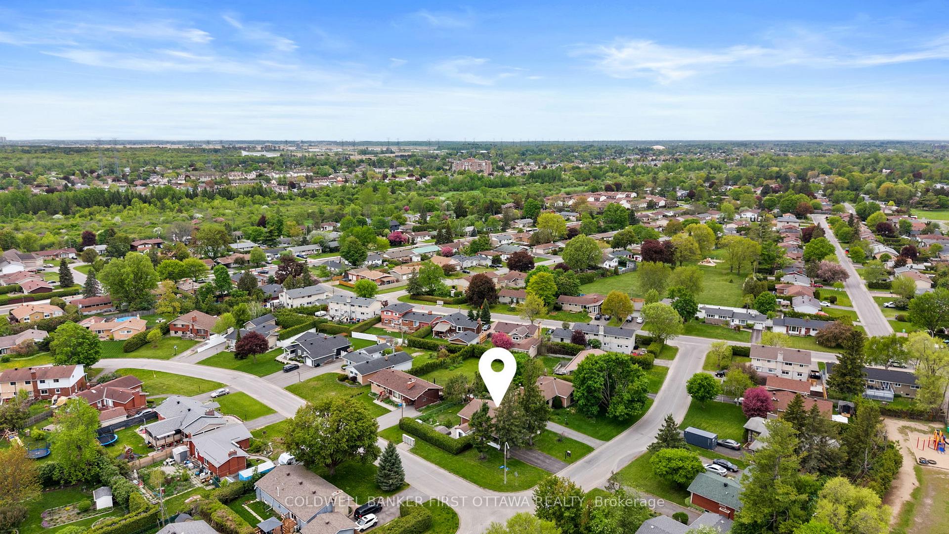 Photo 40 of 26 Spring Garden Avenue, Ottawa, Meadowlands/Crestview — HOMEH
