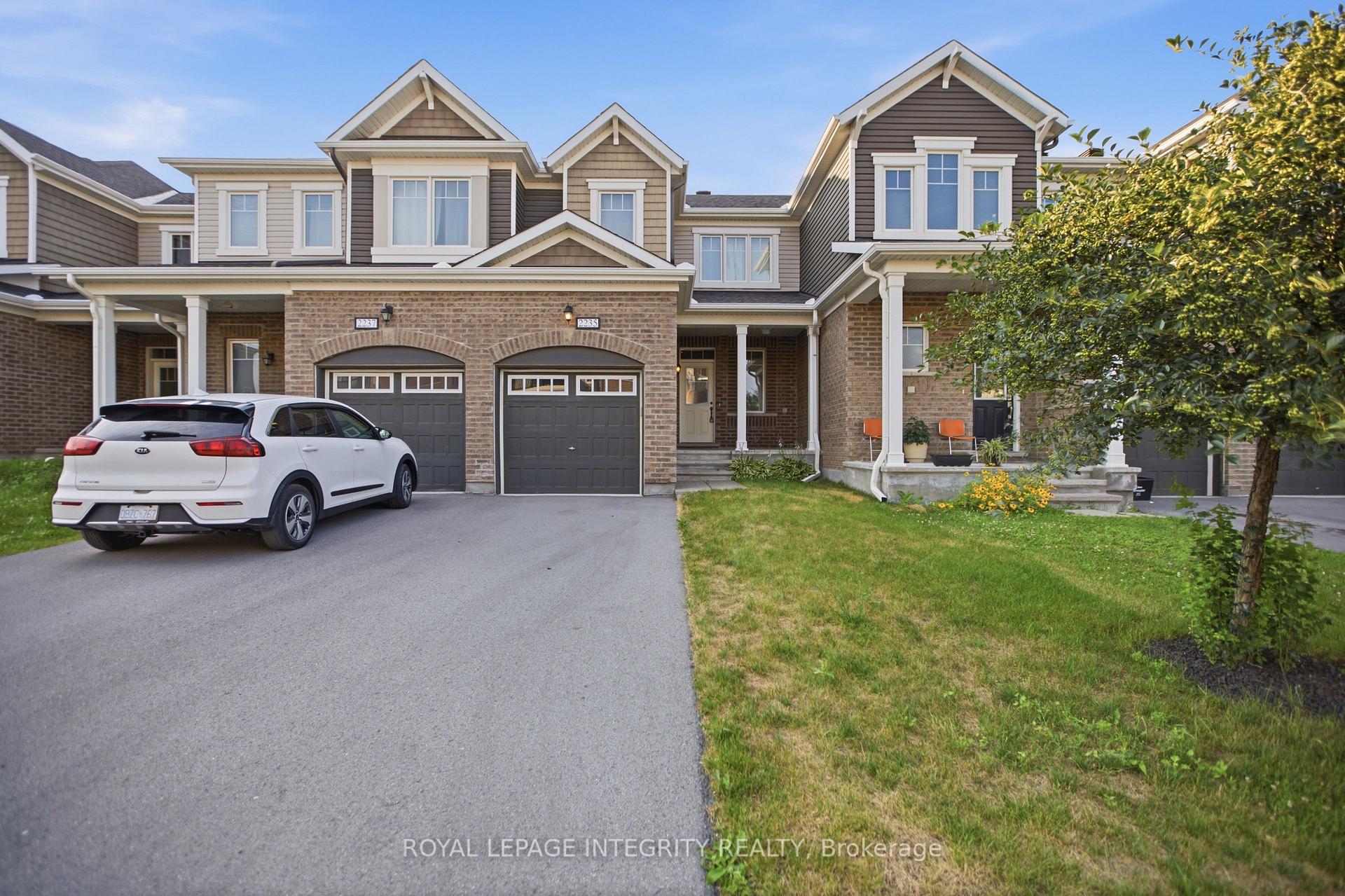 Photo 1 of 2235 Watercolours Way, Ottawa, Barrhaven - Half Moon Bay — HOMEH