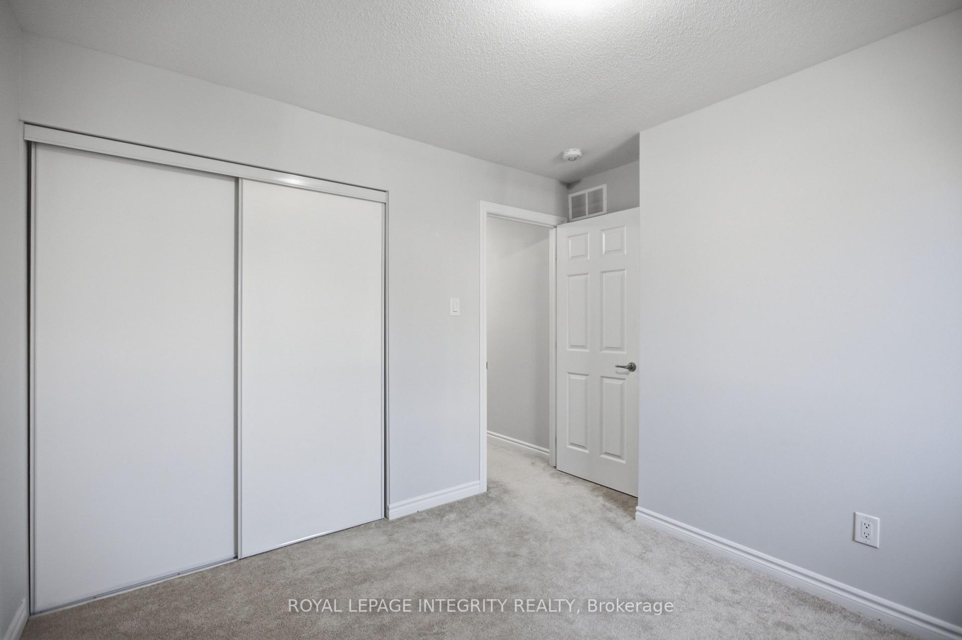 Photo 15 of 2235 Watercolours Way, Ottawa, Barrhaven - Half Moon Bay — HOMEH