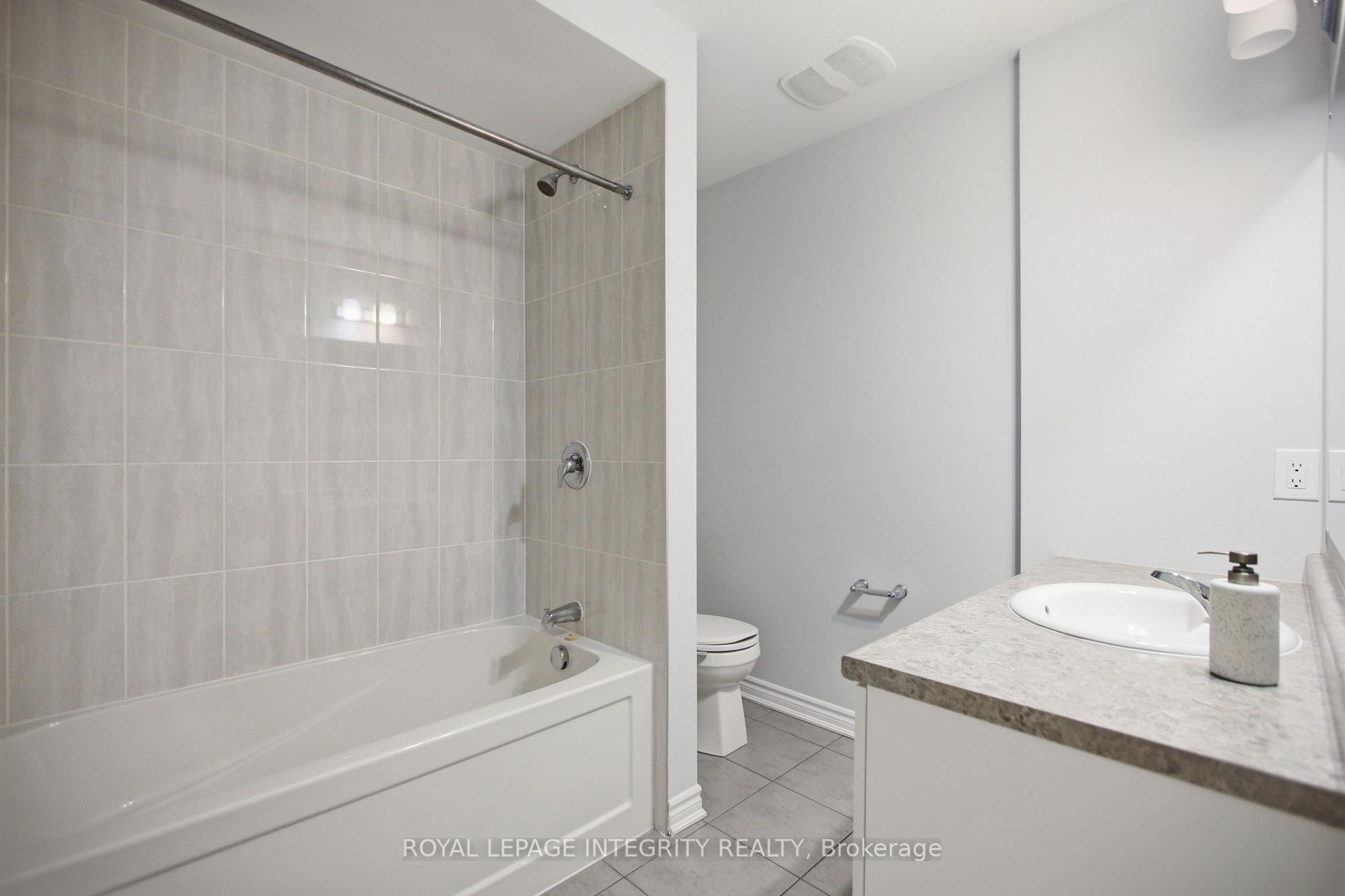 Photo 16 of 2235 Watercolours Way, Ottawa, Barrhaven - Half Moon Bay — HOMEH