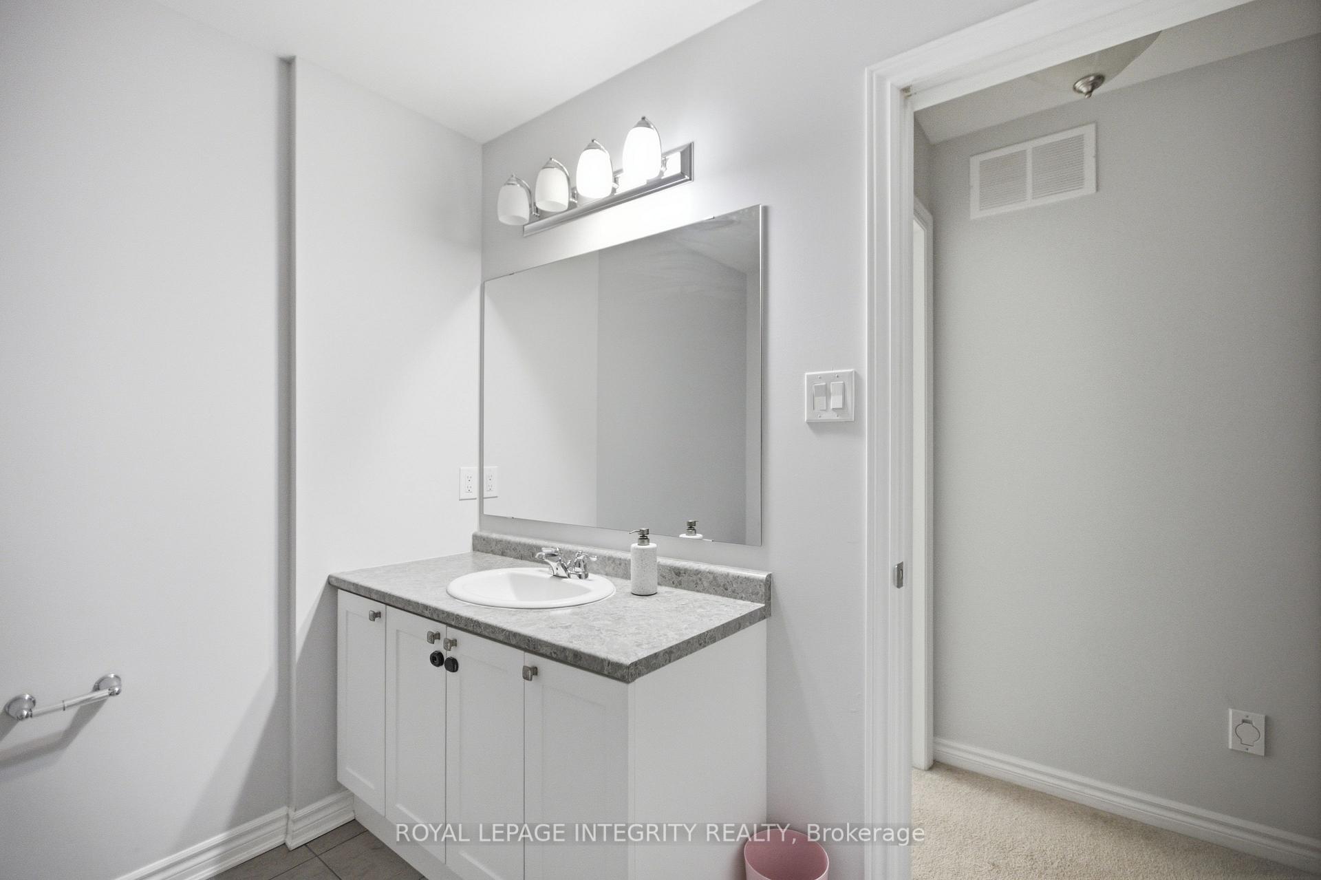 Photo 17 of 2235 Watercolours Way, Ottawa, Barrhaven - Half Moon Bay — HOMEH