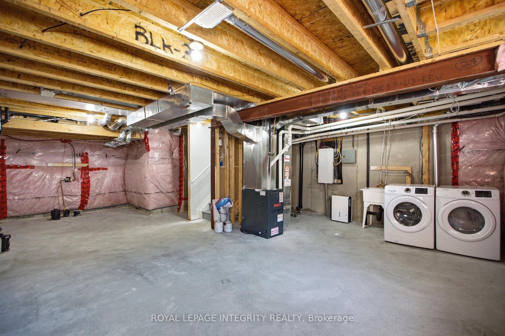 Photo 18 of 2235 Watercolours Way, Ottawa, Barrhaven - Half Moon Bay — HOMEH
