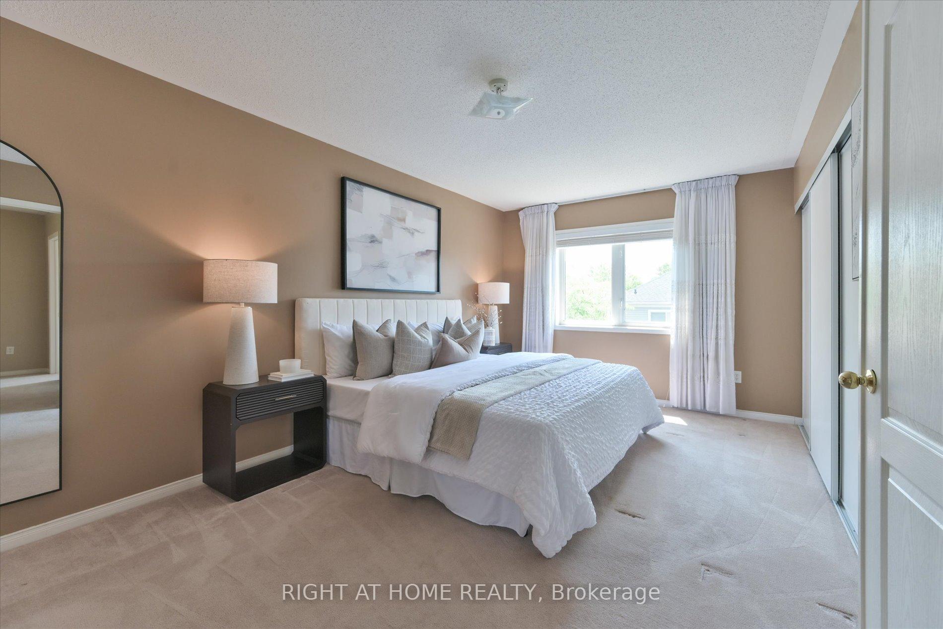 Photo 23 of 94 Moynahan Crescent, Ajax, South East — HOMEH