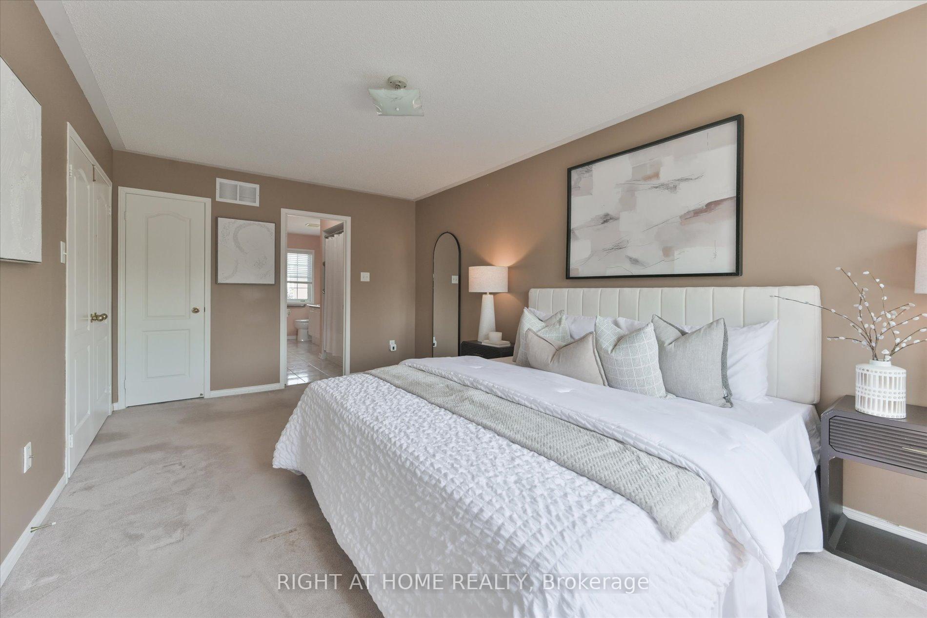 Photo 24 of 94 Moynahan Crescent, Ajax, South East — HOMEH