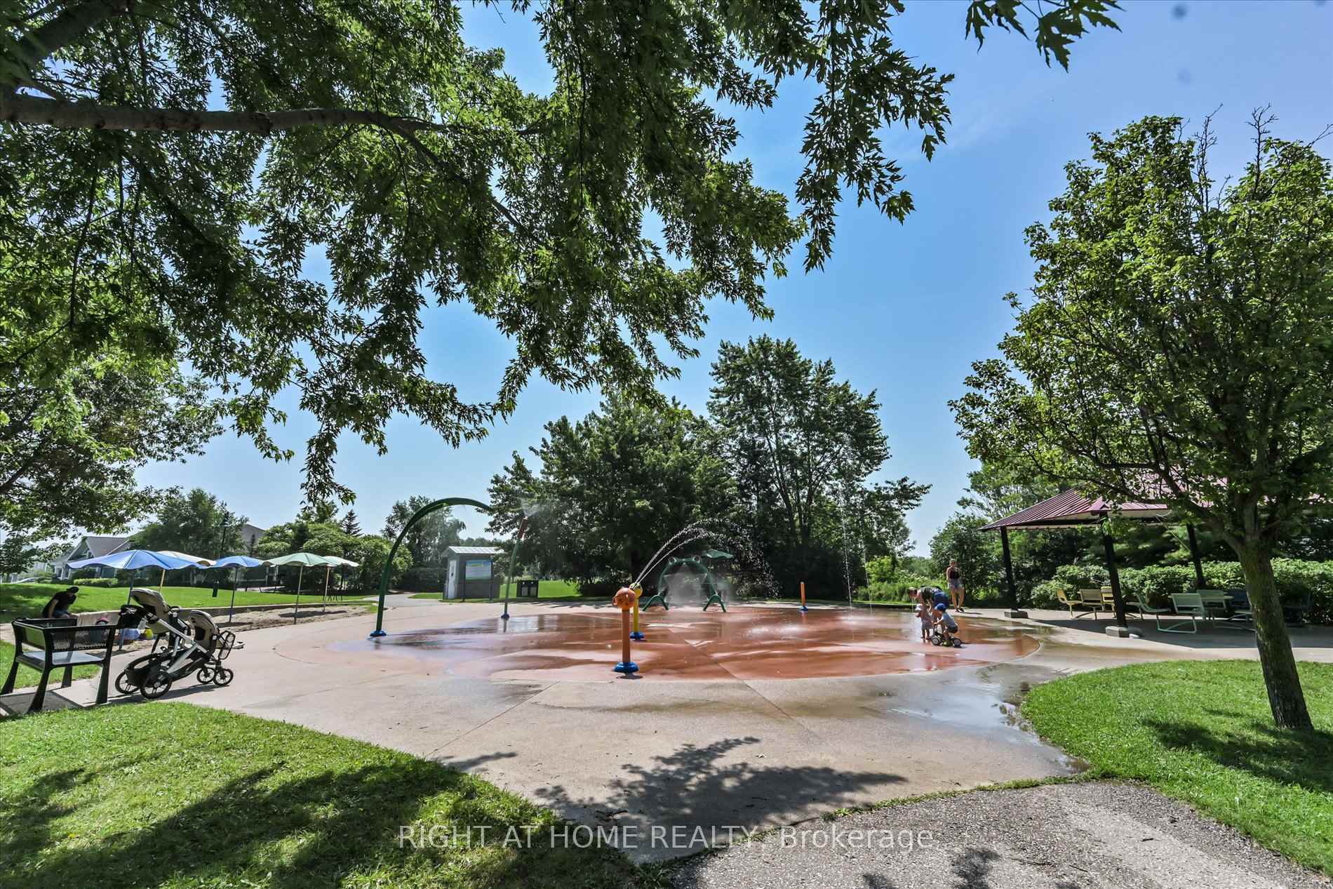 Photo 39 of 94 Moynahan Crescent, Ajax, South East — HOMEH
