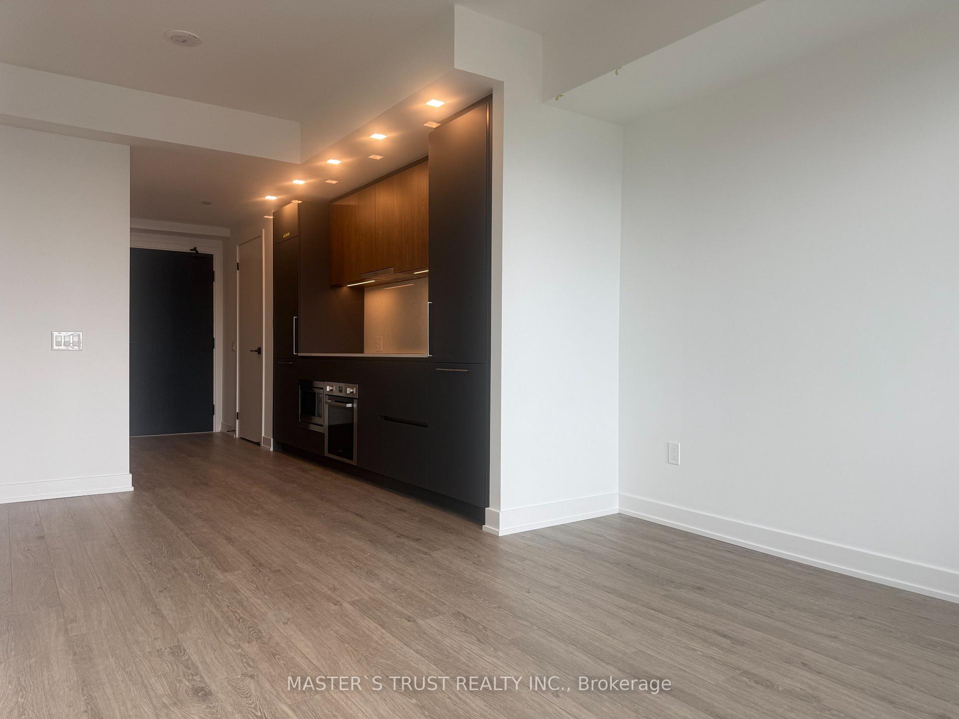 Photo 9 of Unit 3710, 609 Sherbourne Street, Toronto, North St. James Town — HOMEH