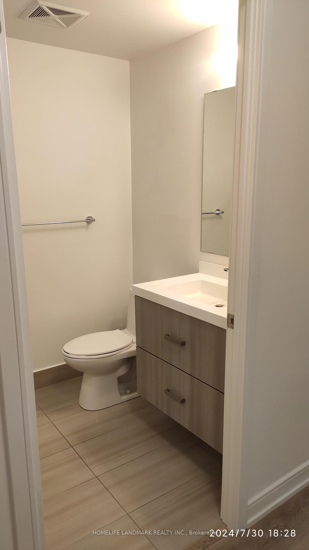 Photo 12 of Unit 1611, 50 Wellesley Street E, Toronto, Church-Yonge Corridor — HOMEH