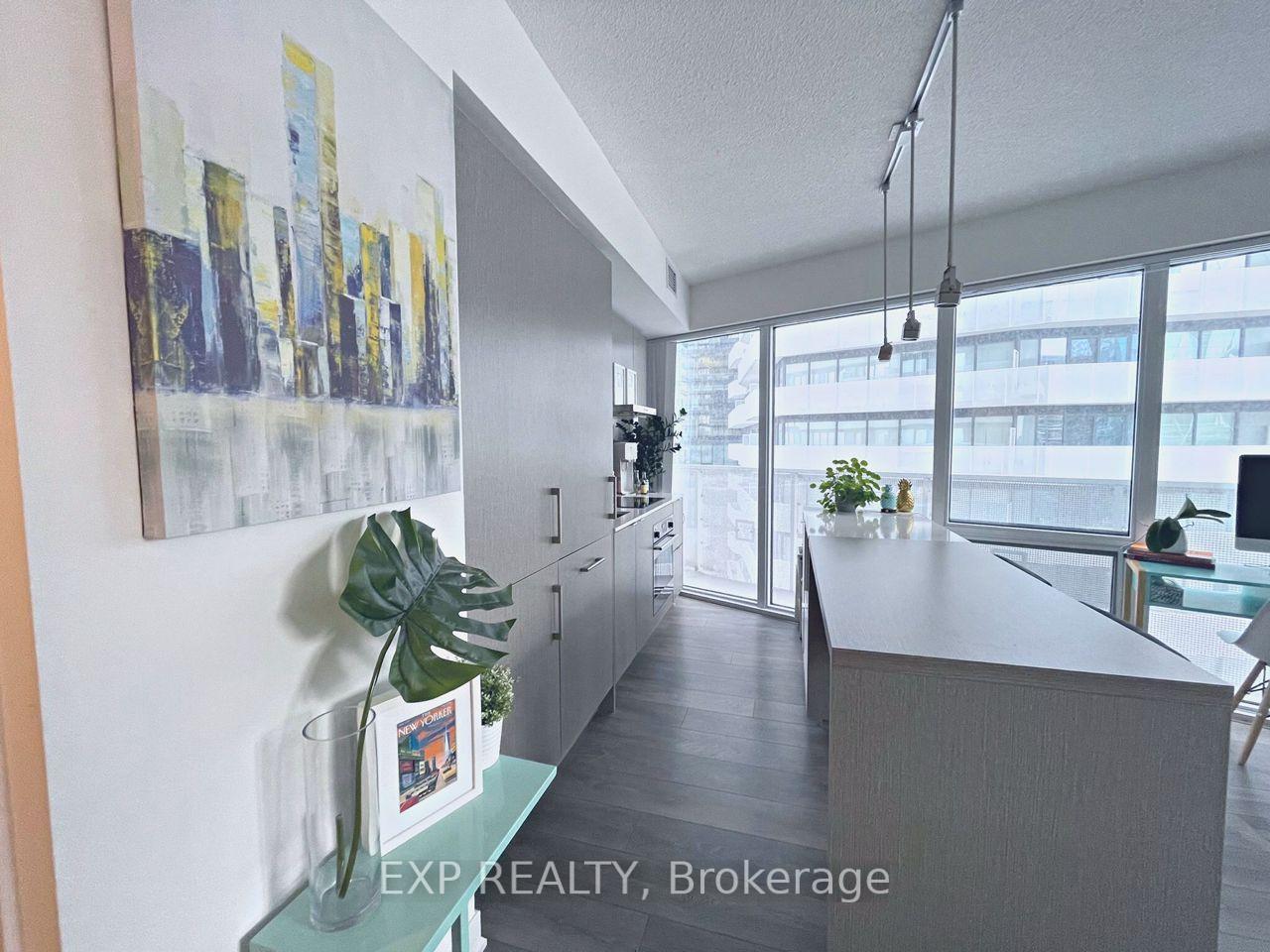 Photo 5 of Unit 2302, 88 Harbour Street, Toronto, Waterfront Communities — HOMEH