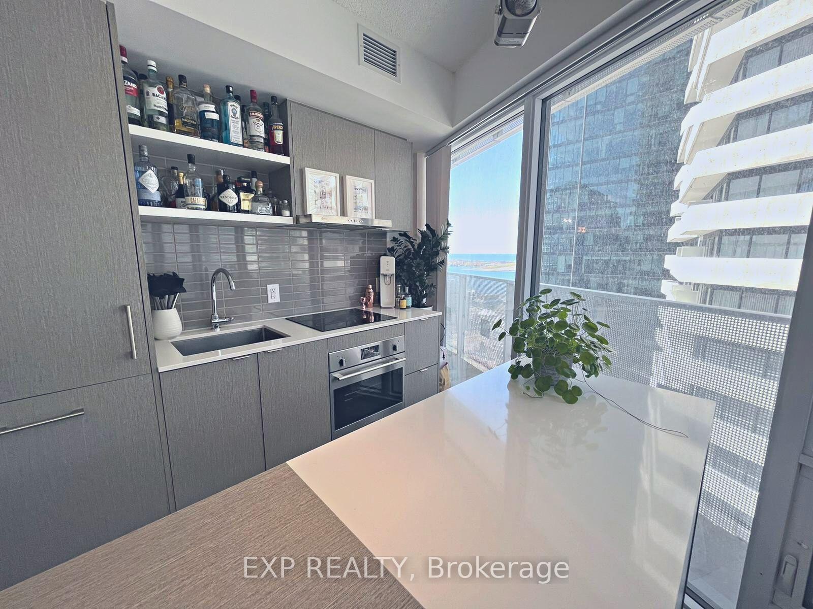 Photo 6 of Unit 2302, 88 Harbour Street, Toronto, Waterfront Communities — HOMEH
