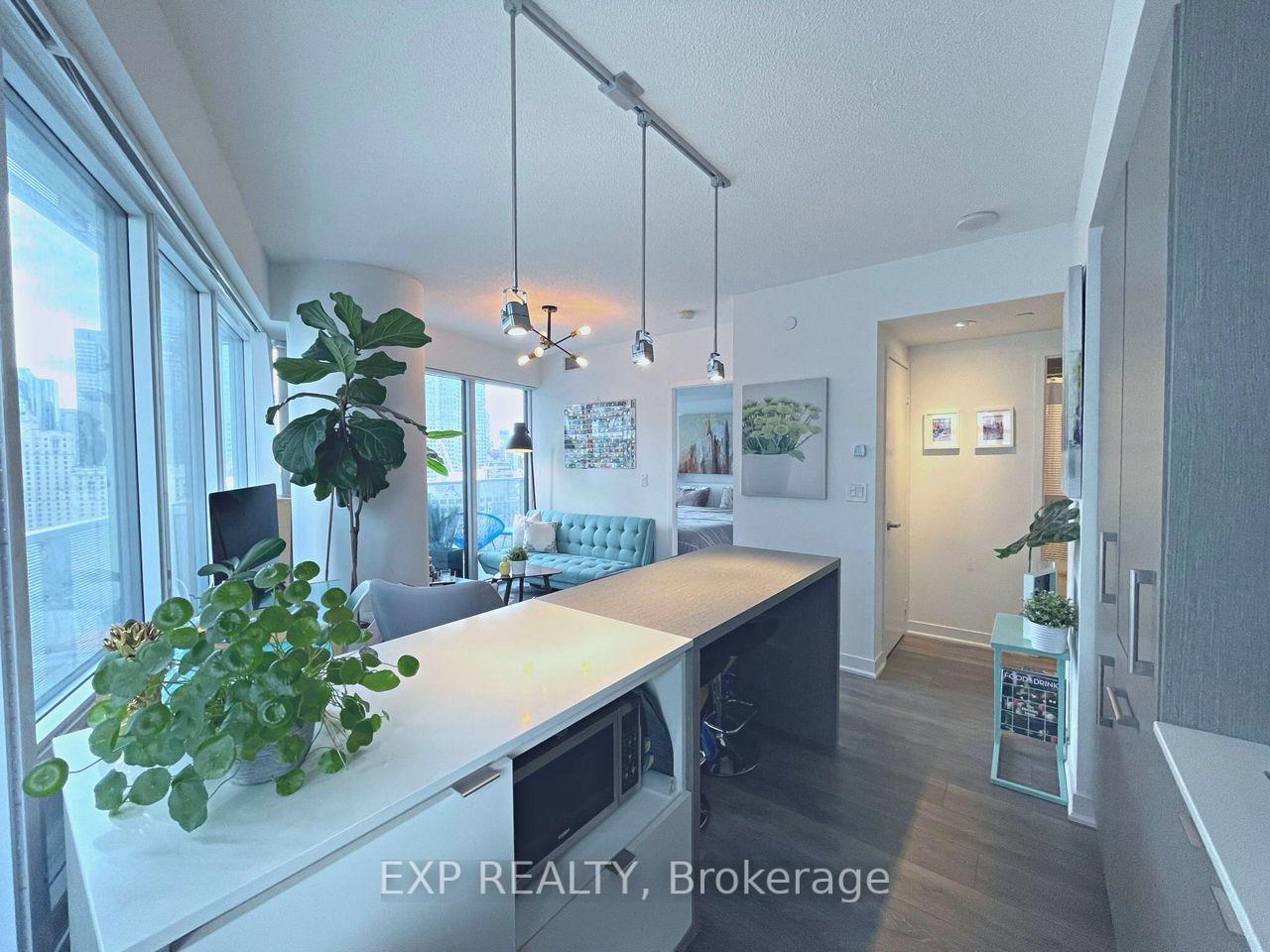 Photo 7 of Unit 2302, 88 Harbour Street, Toronto, Waterfront Communities — HOMEH
