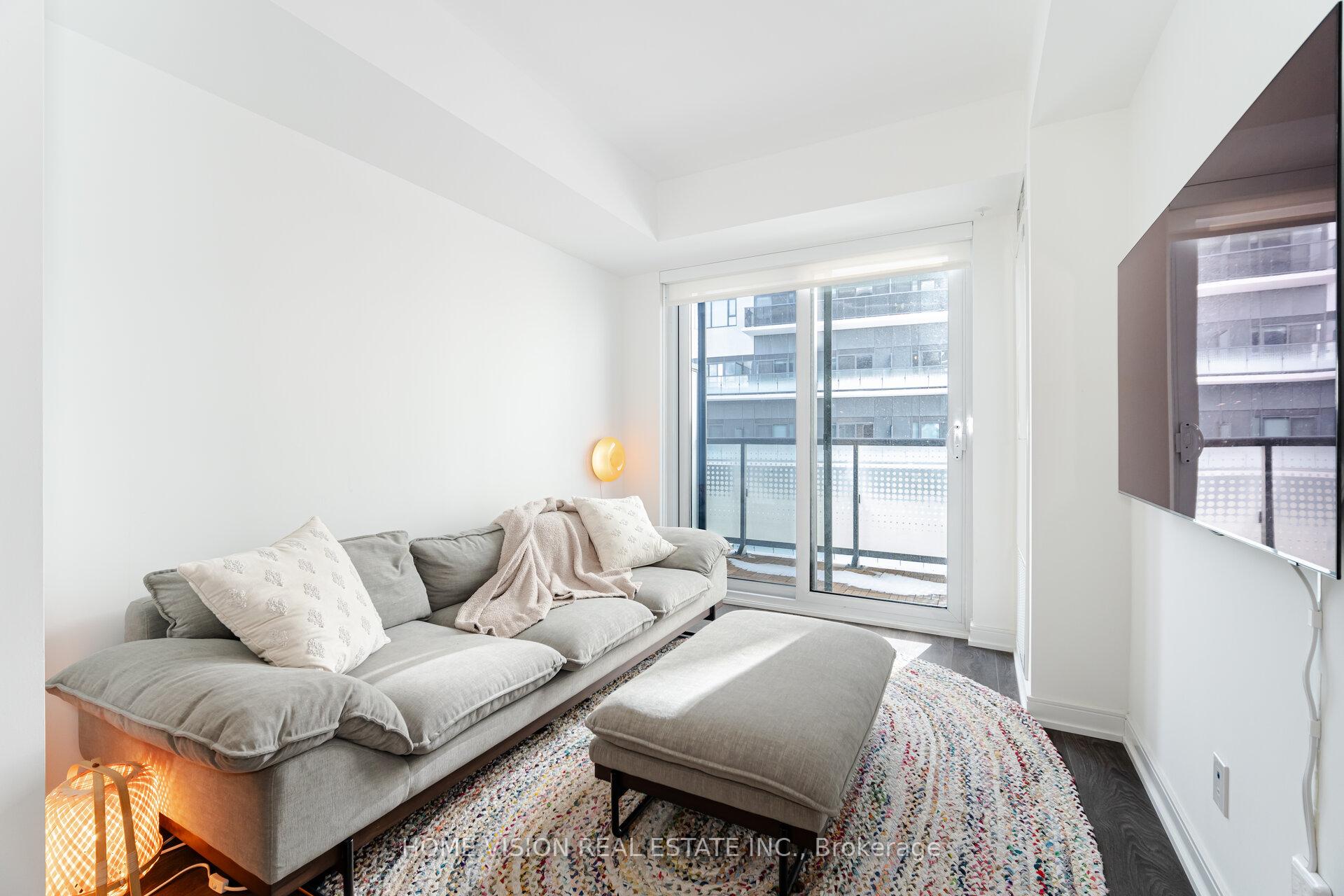 Photo 10 of Unit 409, 30 Samuel Wood Way E, Etobicoke, Islington-City Centre West — HOMEH