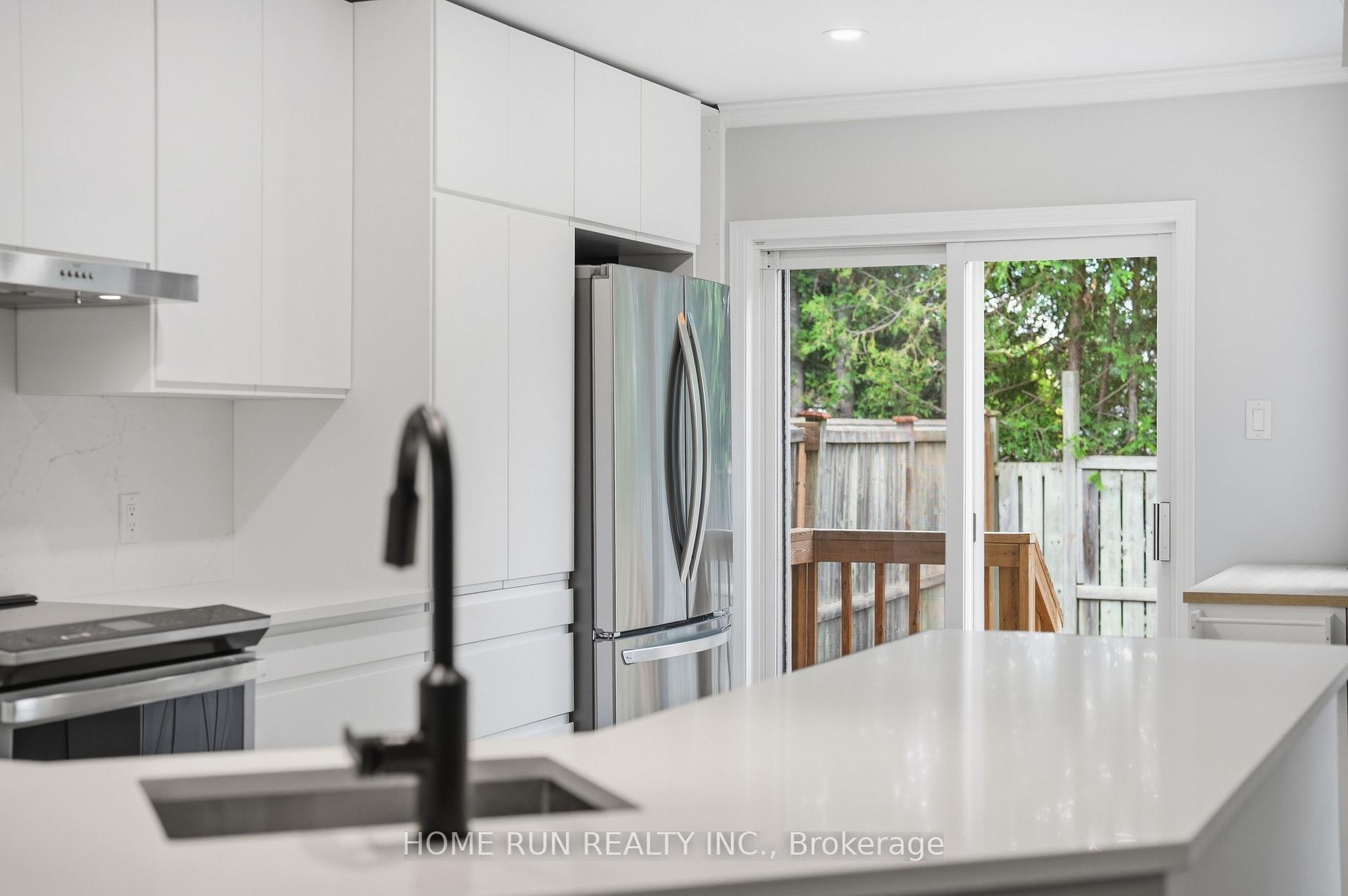 Photo 12 of 1169 Clyde Avenue, Ottawa, Central Park — HOMEH