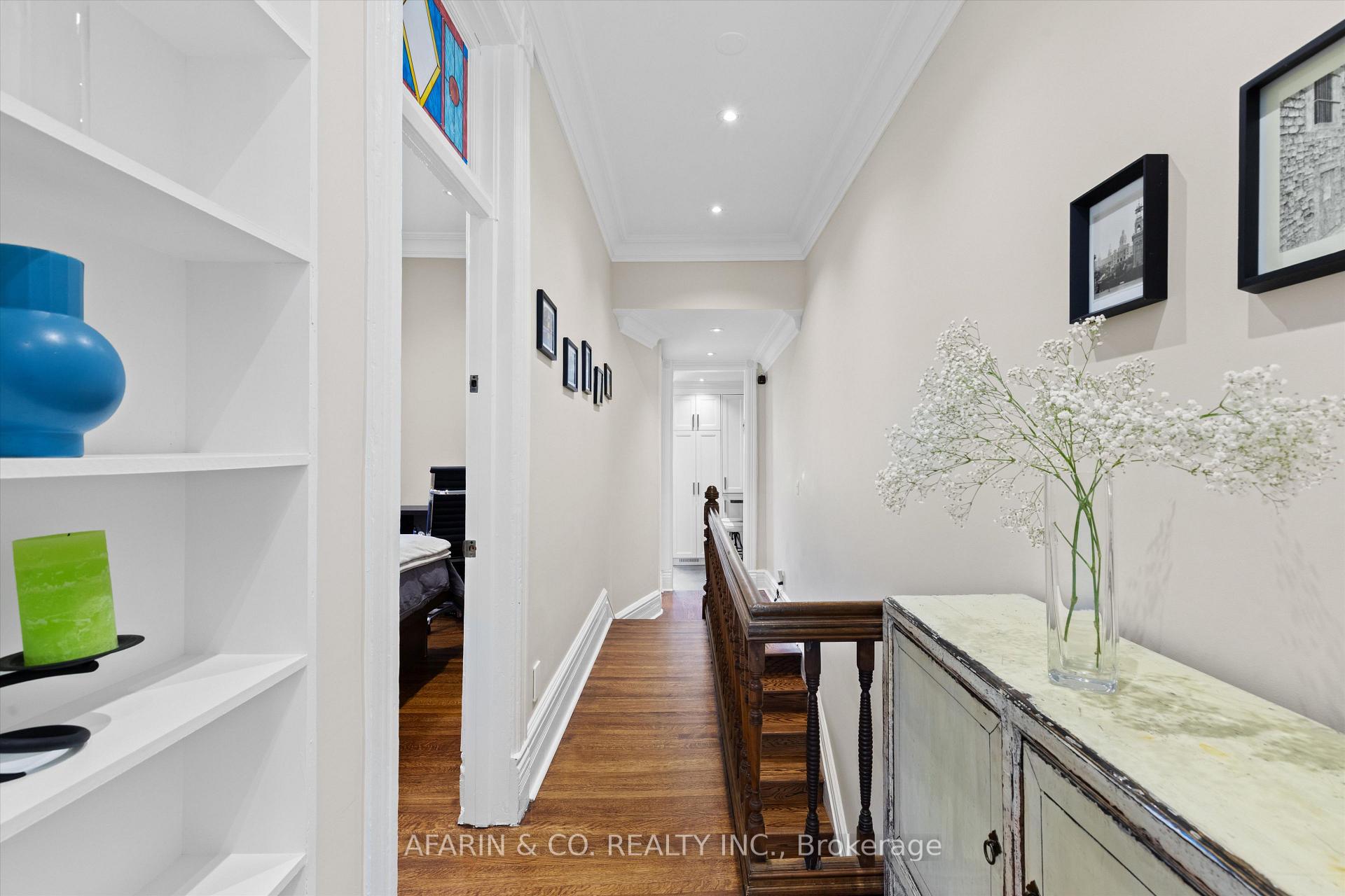 Photo 7 of Unit Second Floor & Loft, 48 Nassau Street, Toronto, Kensington-Chinatown — HOMEH