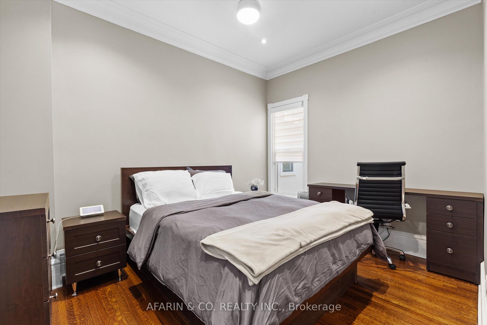 Photo 8 of Unit Second Floor & Loft, 48 Nassau Street, Toronto, Kensington-Chinatown — HOMEH