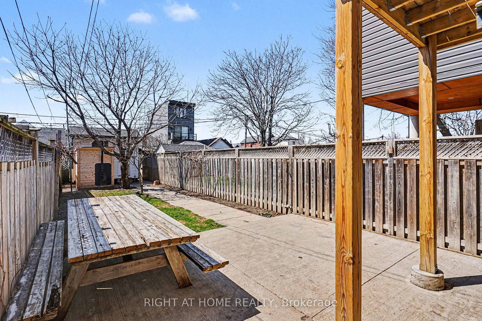 Photo 20 of 174 Rosethorn Avenue, Toronto, Keelesdale-Eglinton West — HOMEH