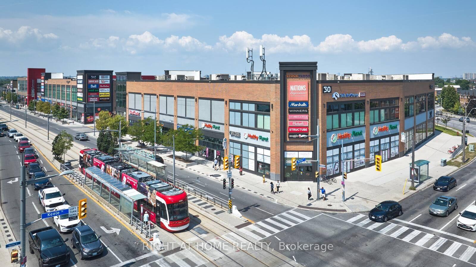 Photo 26 of 174 Rosethorn Avenue, Toronto, Keelesdale-Eglinton West — HOMEH