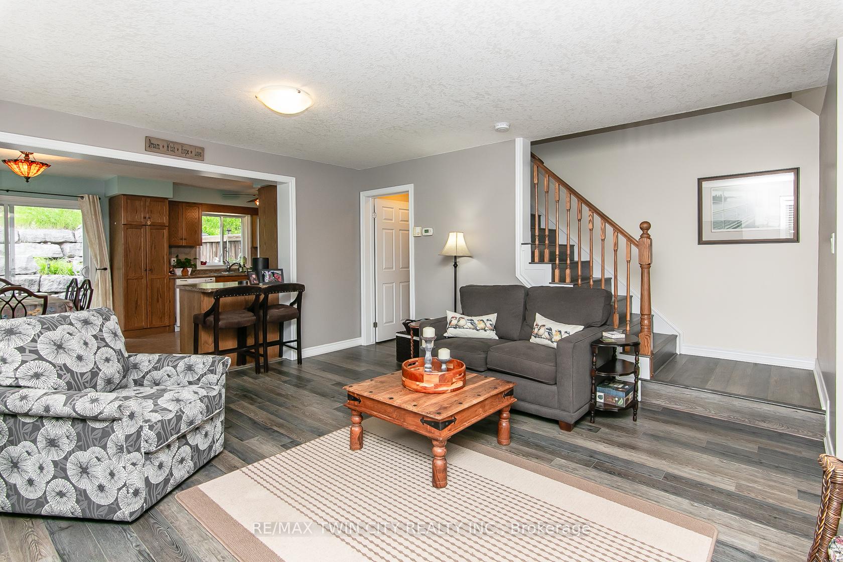 Photo 17 of 107 Upper Mercer Street, Kitchener, Grand River South — HOMEH