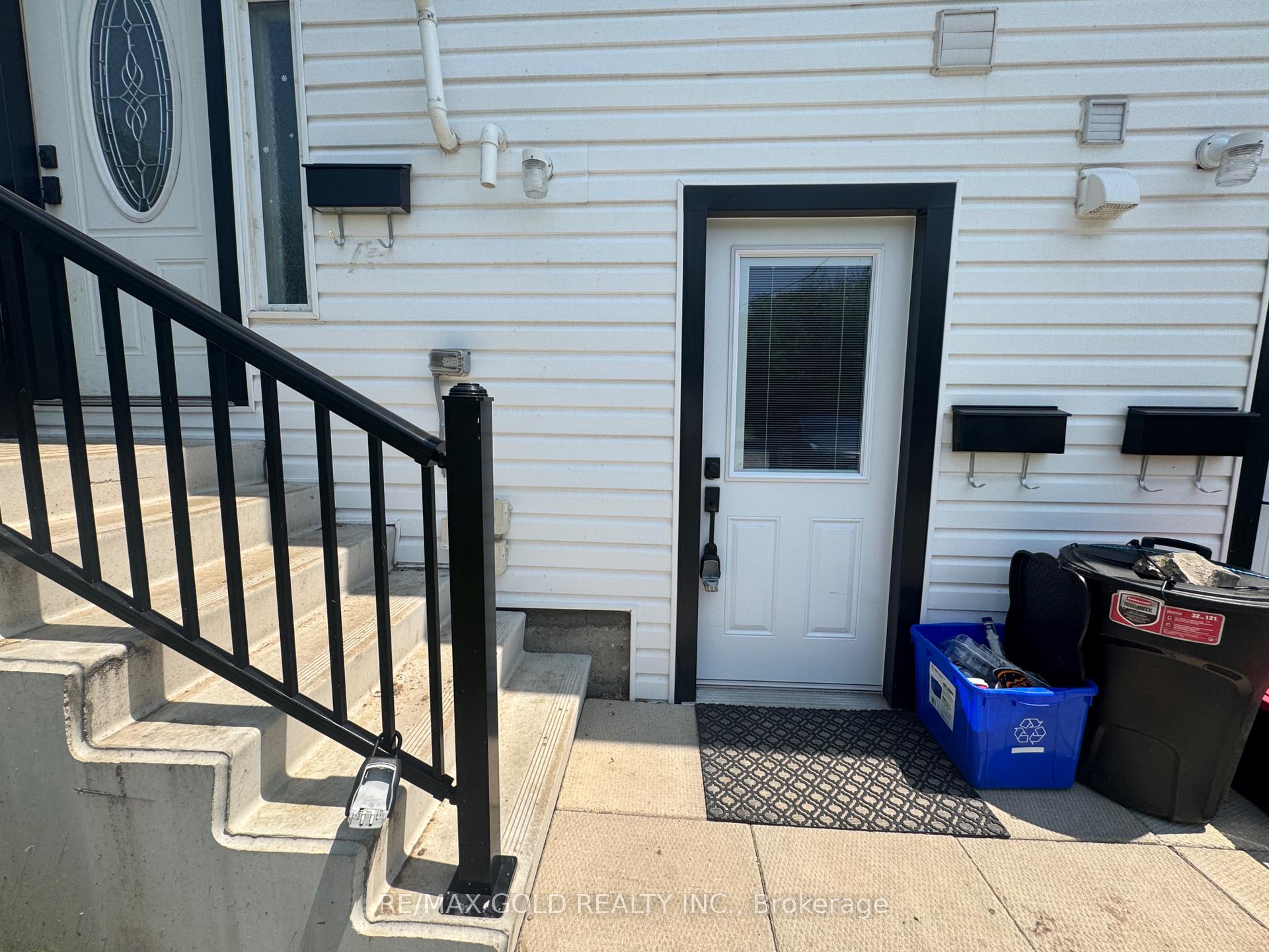 Photo 9 of Unit Unit 2, 91 Locks Road, Brantford — HOMEH