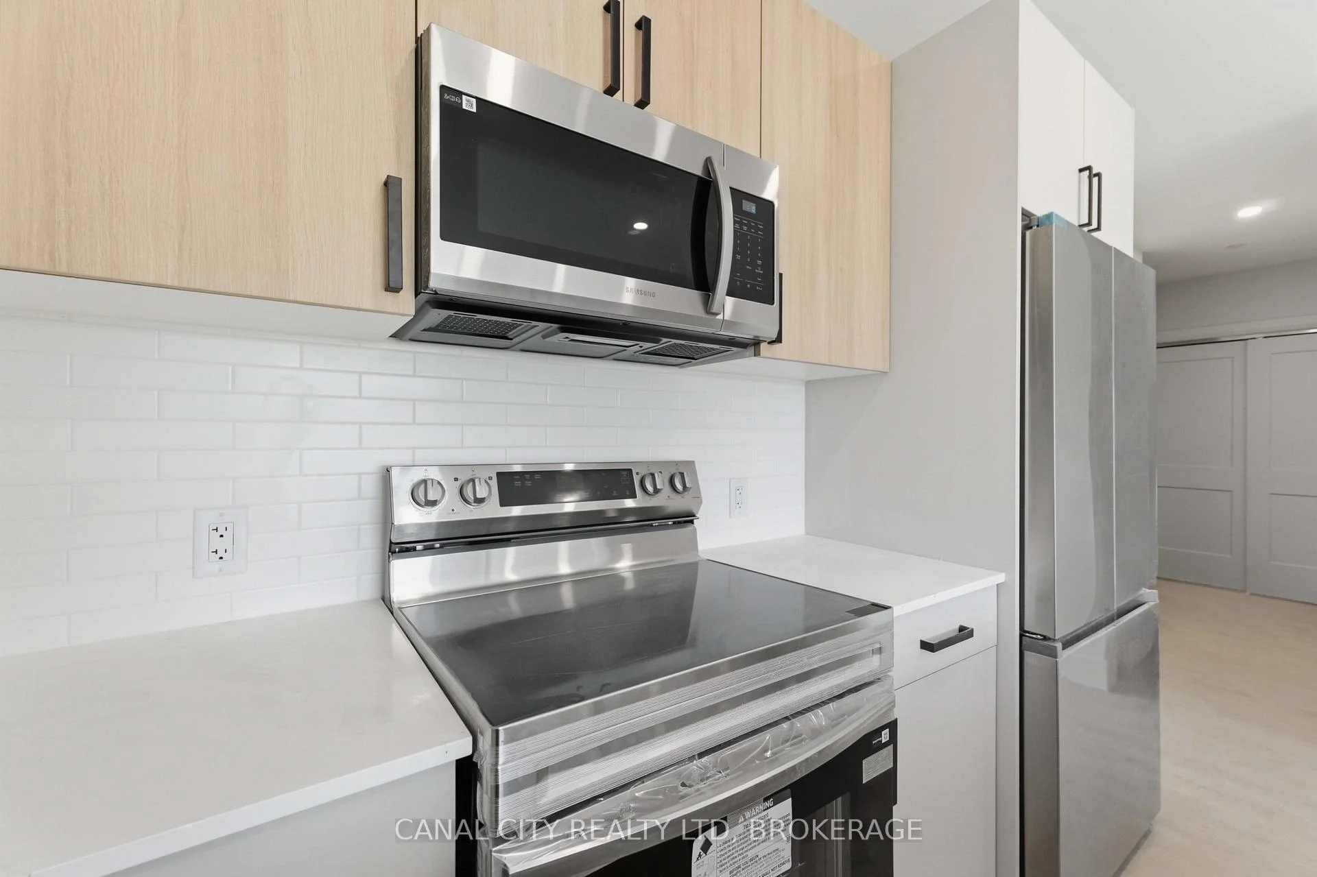 Photo 43 of Unit 407, 8 Hutt Lane, Thorold, Thorold Downtown — HOMEH