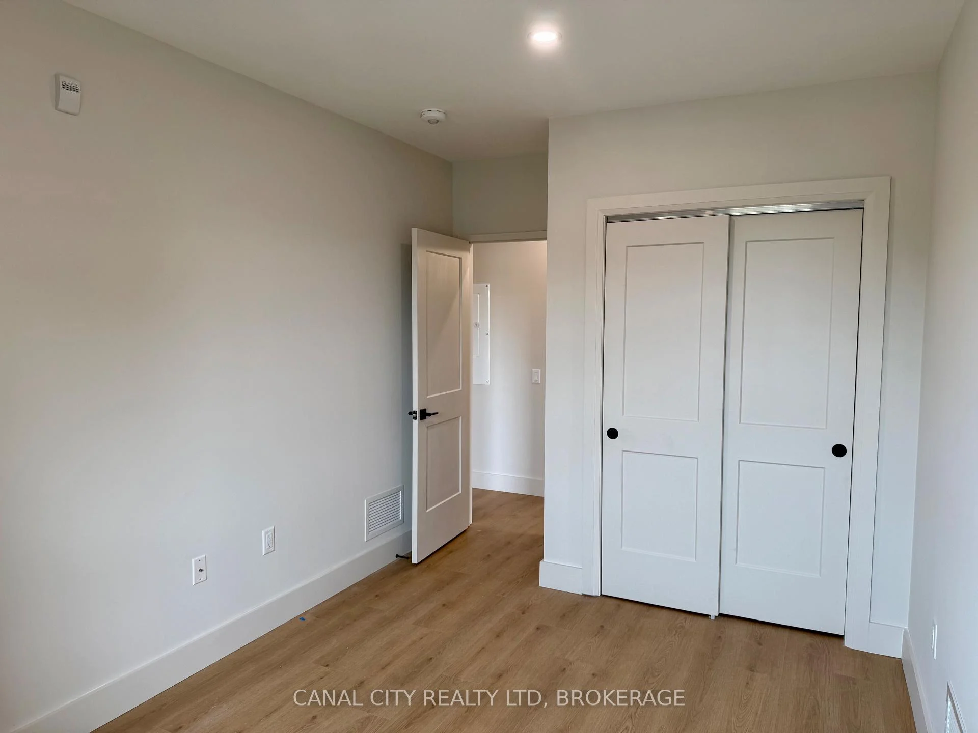 Photo 7 of Unit 407, 8 Hutt Lane, Thorold, Thorold Downtown — HOMEH