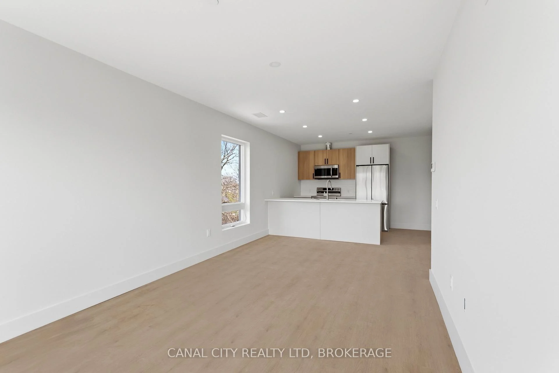 Photo 57 of Unit 407, 8 Hutt Lane, Thorold, Thorold Downtown — HOMEH