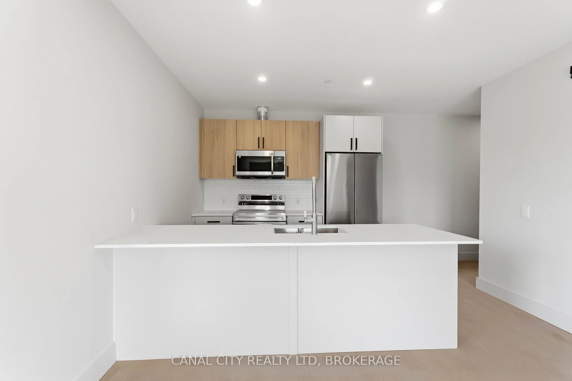 Photo 60 of Unit 407, 8 Hutt Lane, Thorold, Thorold Downtown — HOMEH