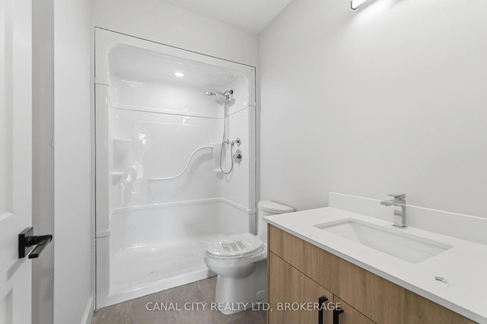 Photo 70 of Unit 407, 8 Hutt Lane, Thorold, Thorold Downtown — HOMEH