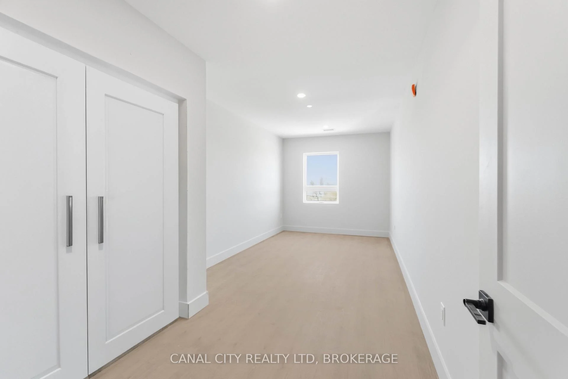 Photo 73 of Unit 407, 8 Hutt Lane, Thorold, Thorold Downtown — HOMEH