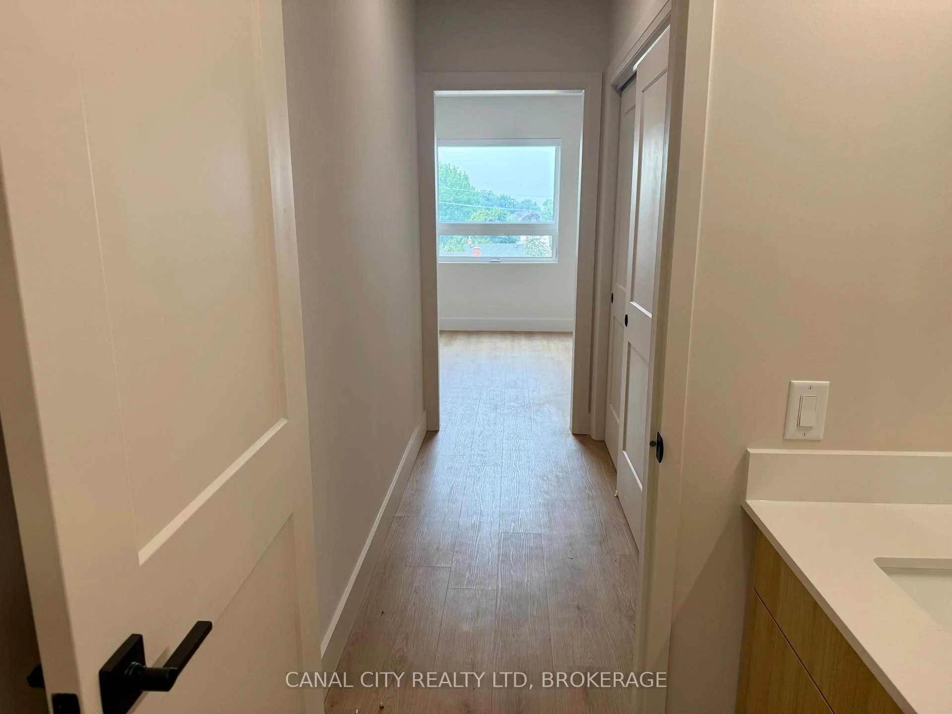 Photo 20 of Unit 407, 8 Hutt Lane, Thorold, Thorold Downtown — HOMEH