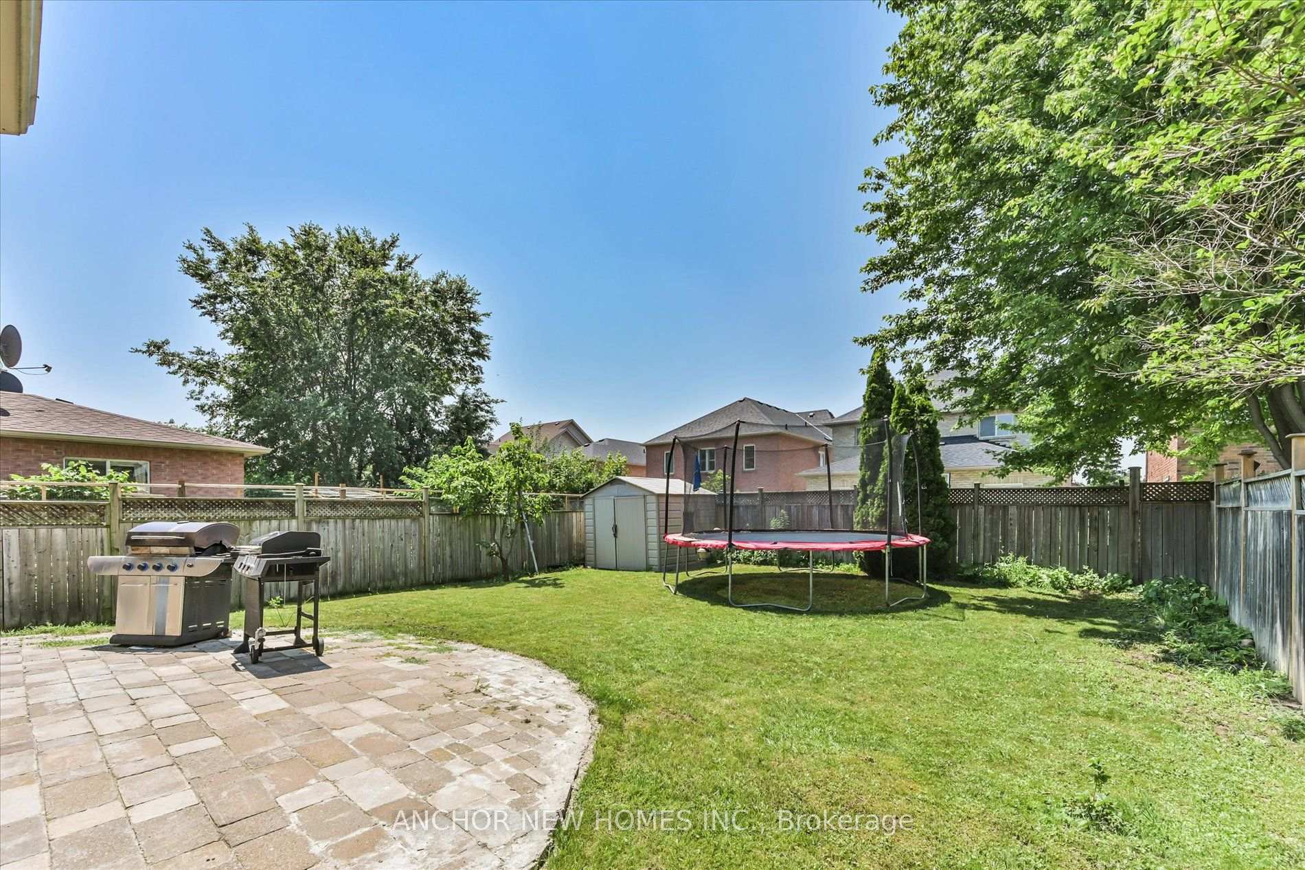 Photo 32 of 134 Baycliffe Drive, Whitby, Williamsburg — HOMEH