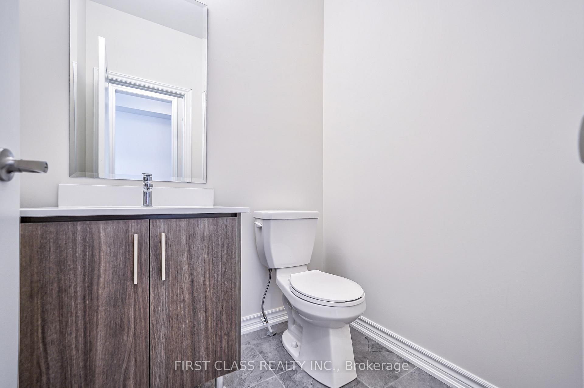 Photo 7 of 61 Kenneth Rogers Crescent, East Gwillimbury, Queensville — HOMEH