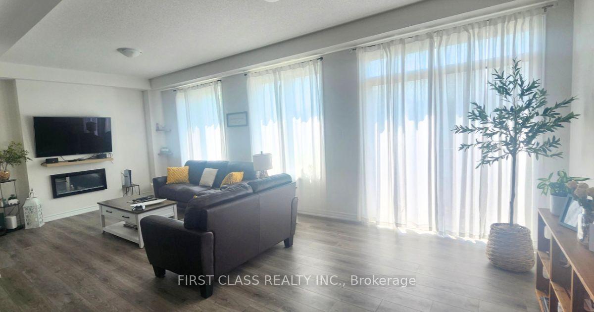 Photo 47 of 61 Kenneth Rogers Crescent, East Gwillimbury, Queensville — HOMEH