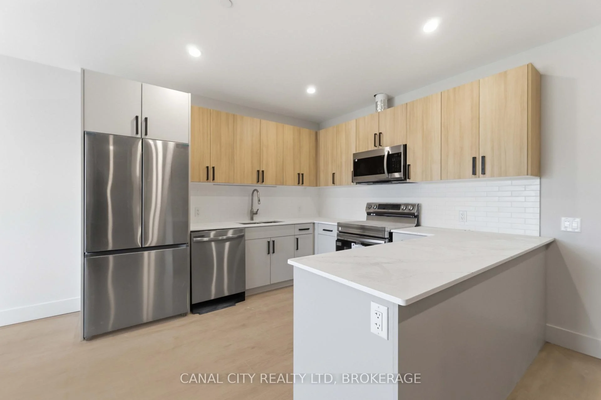 Photo 44 of Unit 506, 8 Hutt Lane, Thorold, Thorold Downtown — HOMEH