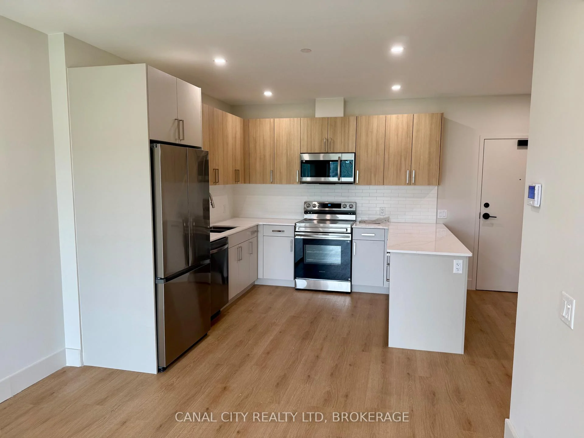 Photo 10 of Unit 506, 8 Hutt Lane, Thorold, Thorold Downtown — HOMEH