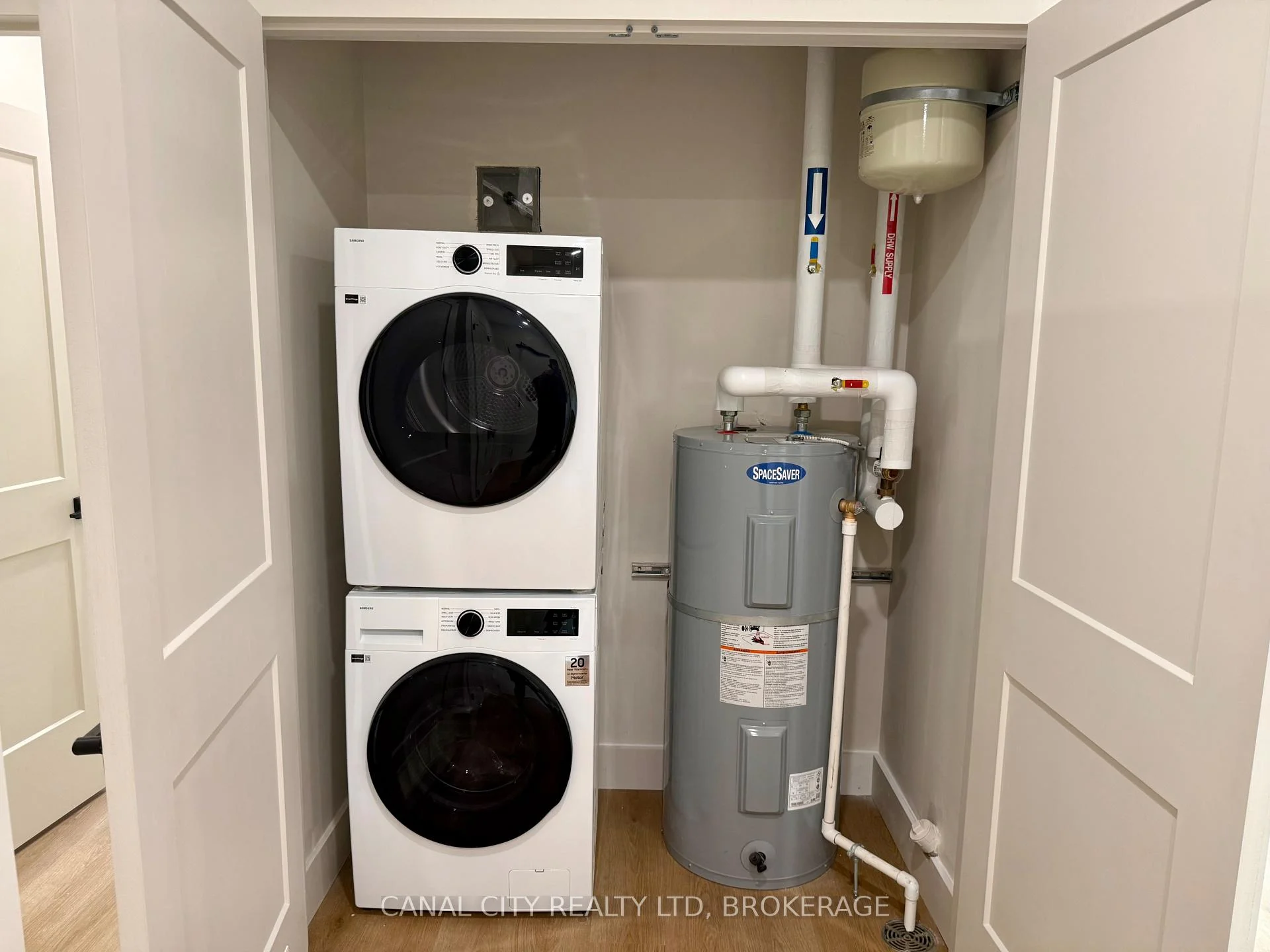 Photo 15 of Unit 506, 8 Hutt Lane, Thorold, Thorold Downtown — HOMEH
