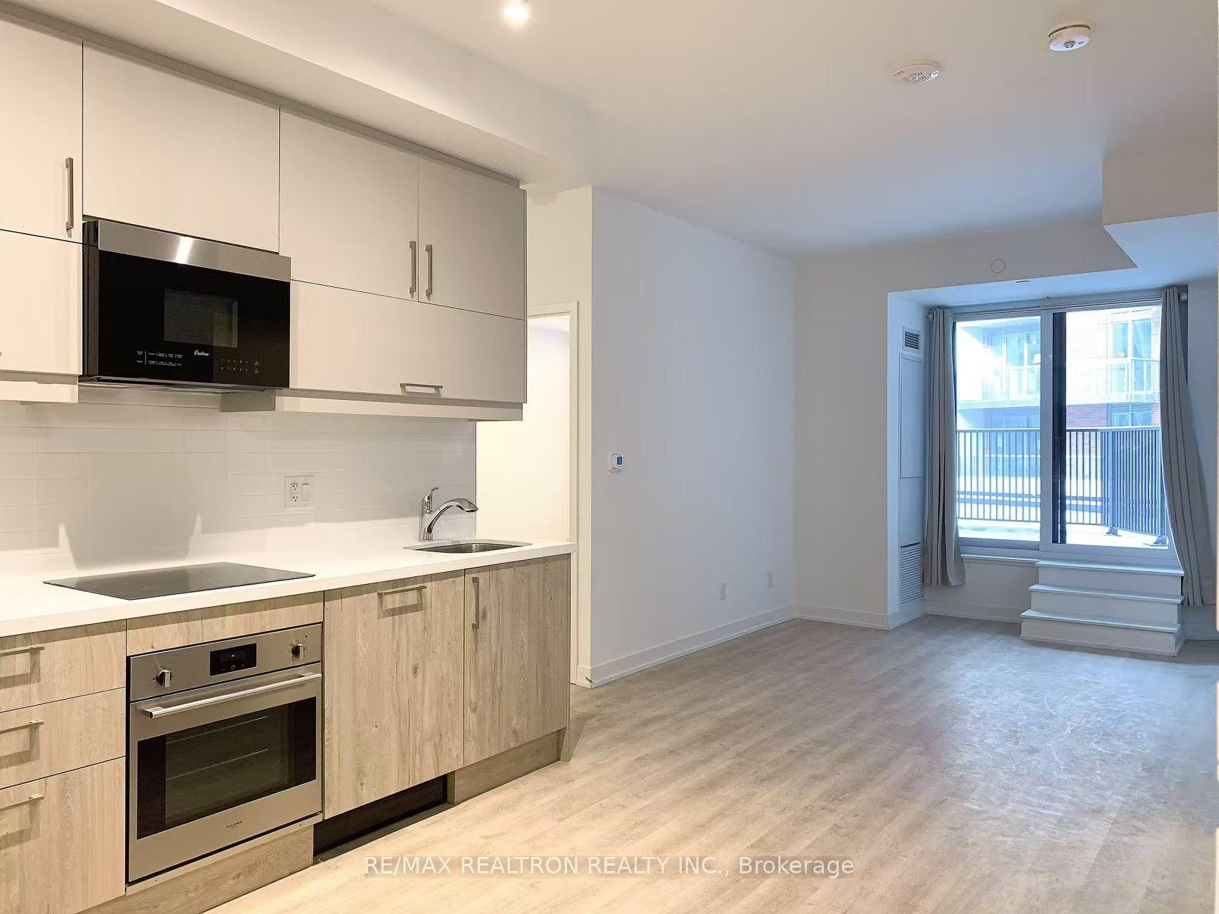 Photo 3 of Unit 731, 8119 Birchmount Road, Markham, Unionville — HOMEH