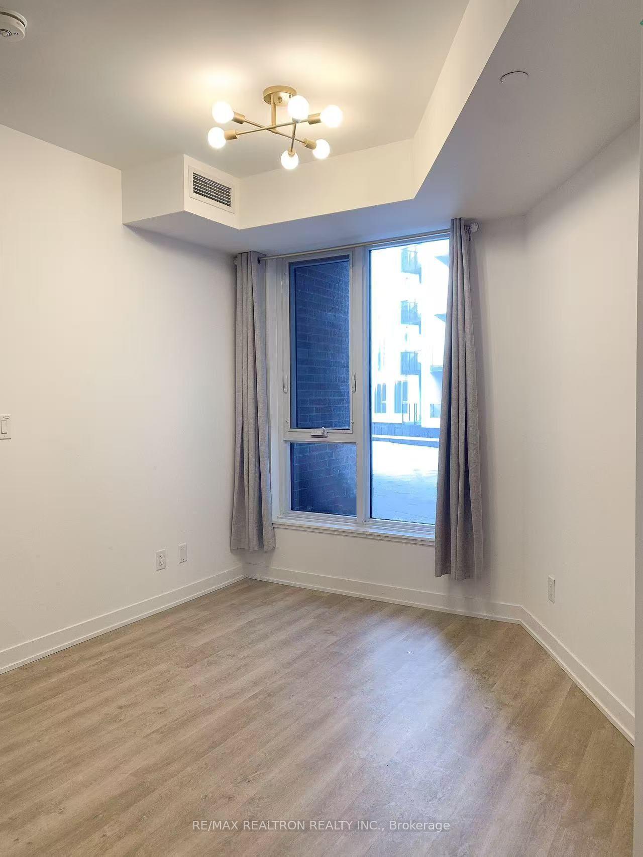 Photo 5 of Unit 731, 8119 Birchmount Road, Markham, Unionville — HOMEH
