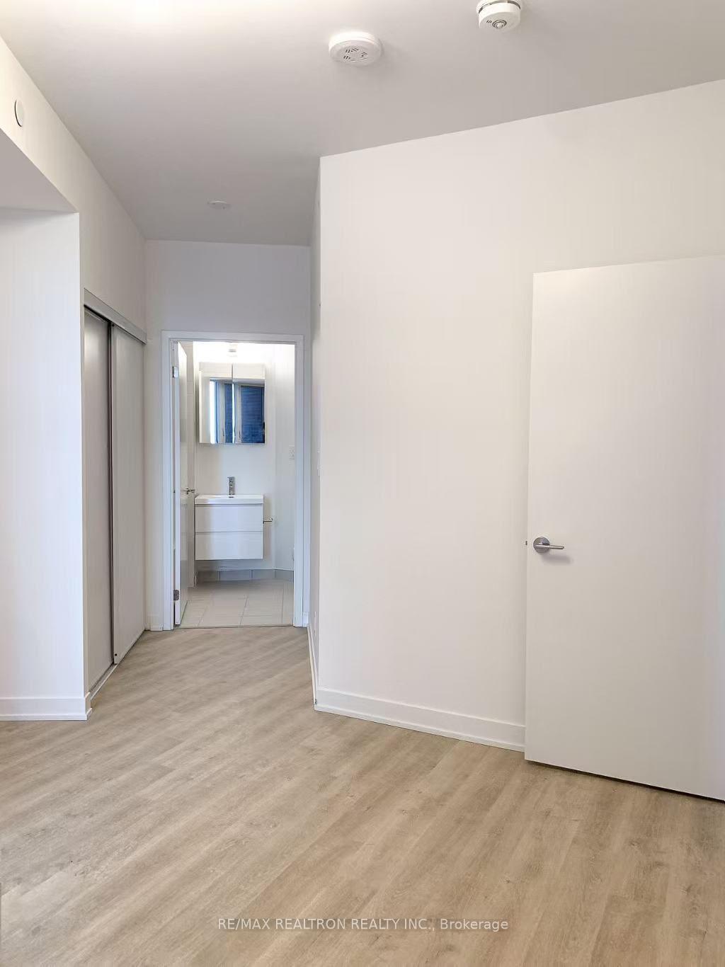 Photo 6 of Unit 731, 8119 Birchmount Road, Markham, Unionville — HOMEH