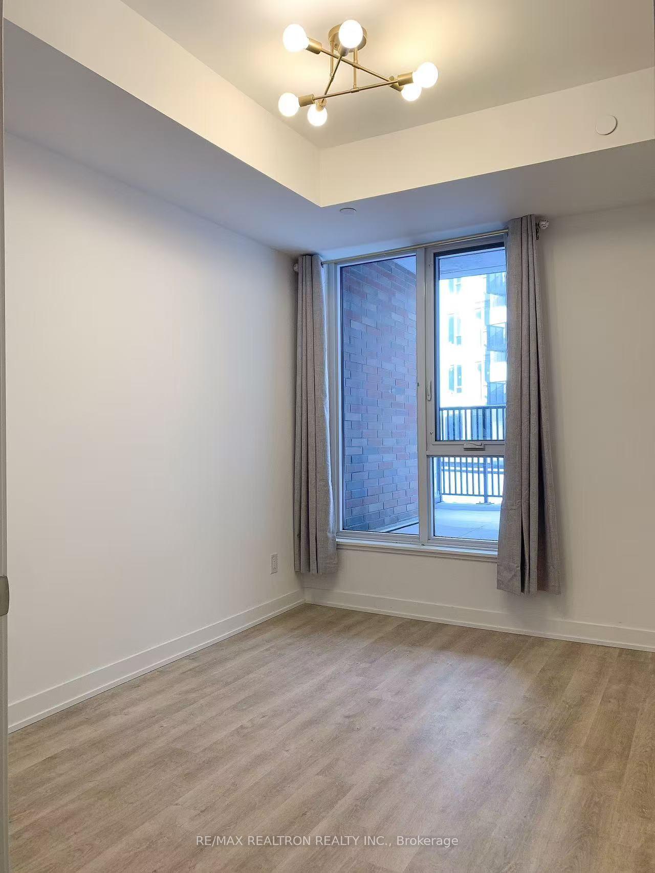 Photo 8 of Unit 731, 8119 Birchmount Road, Markham, Unionville — HOMEH