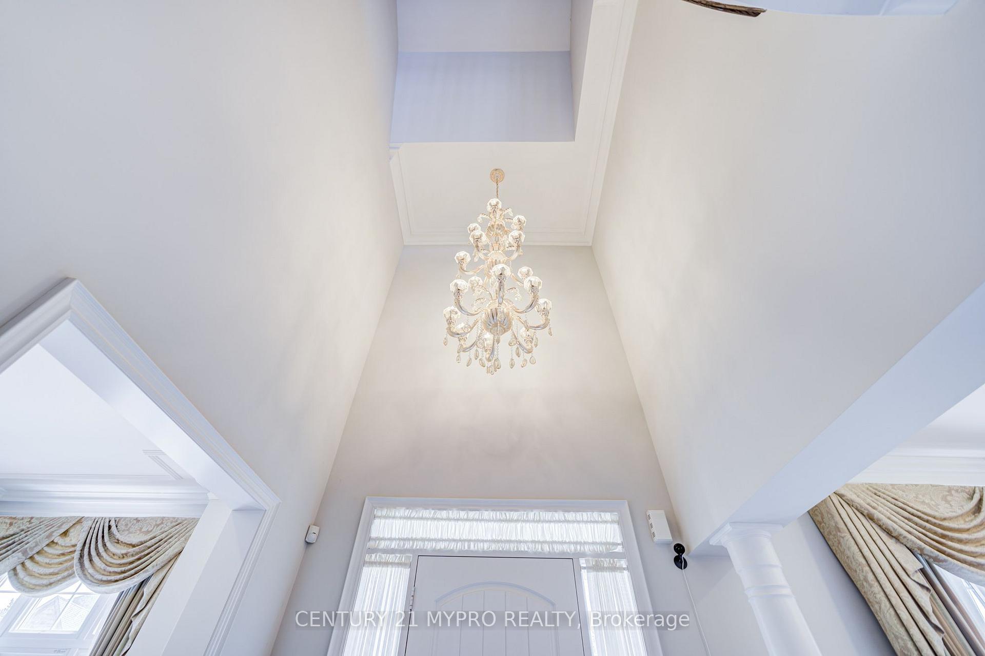 Photo 10 of 6 Tralee Court, Markham, Devil's Elbow — HOMEH