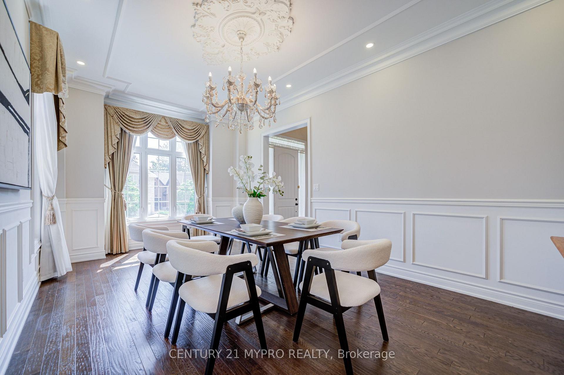Photo 13 of 6 Tralee Court, Markham, Devil's Elbow — HOMEH