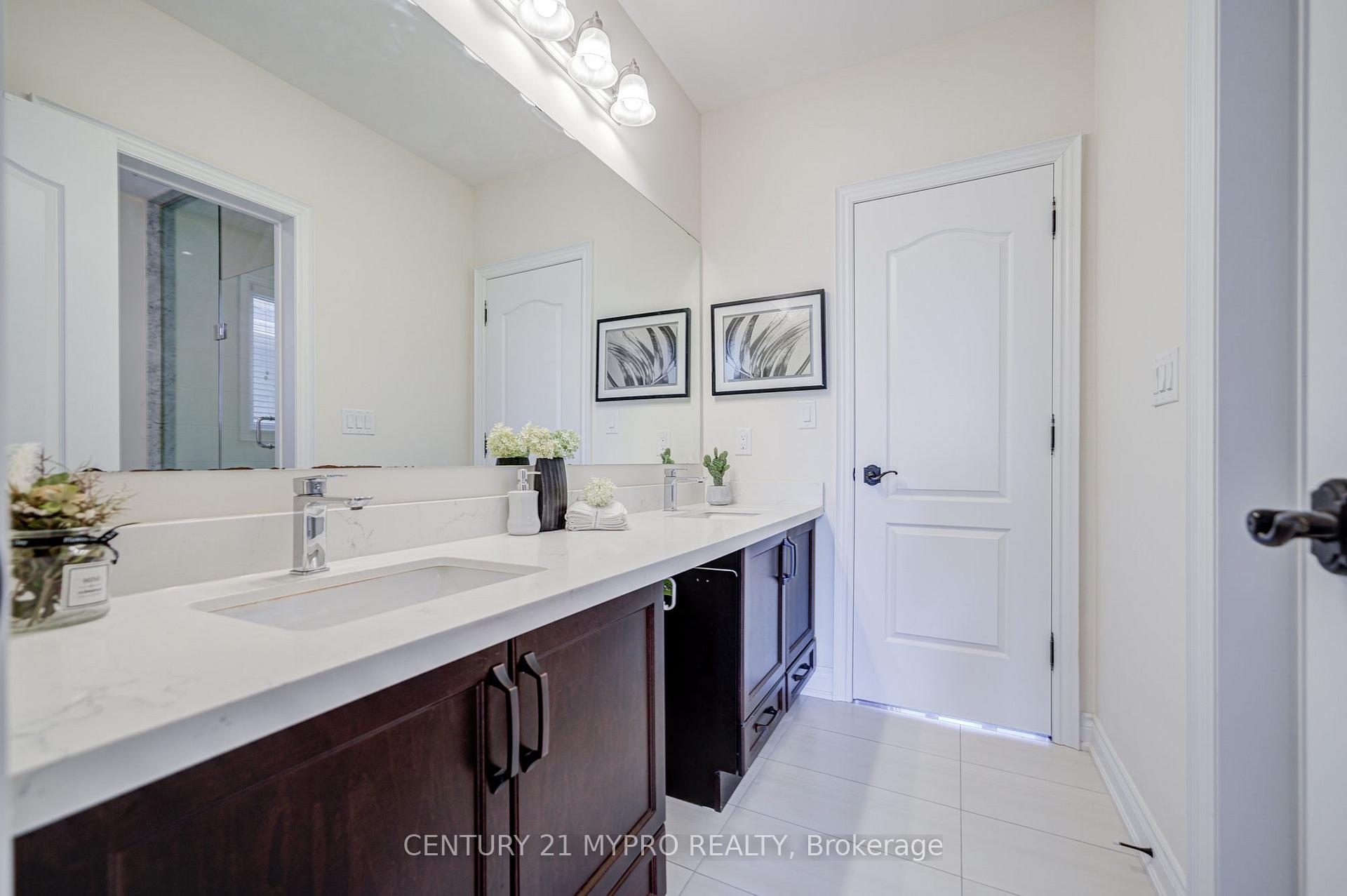 Photo 32 of 6 Tralee Court, Markham, Devil's Elbow — HOMEH