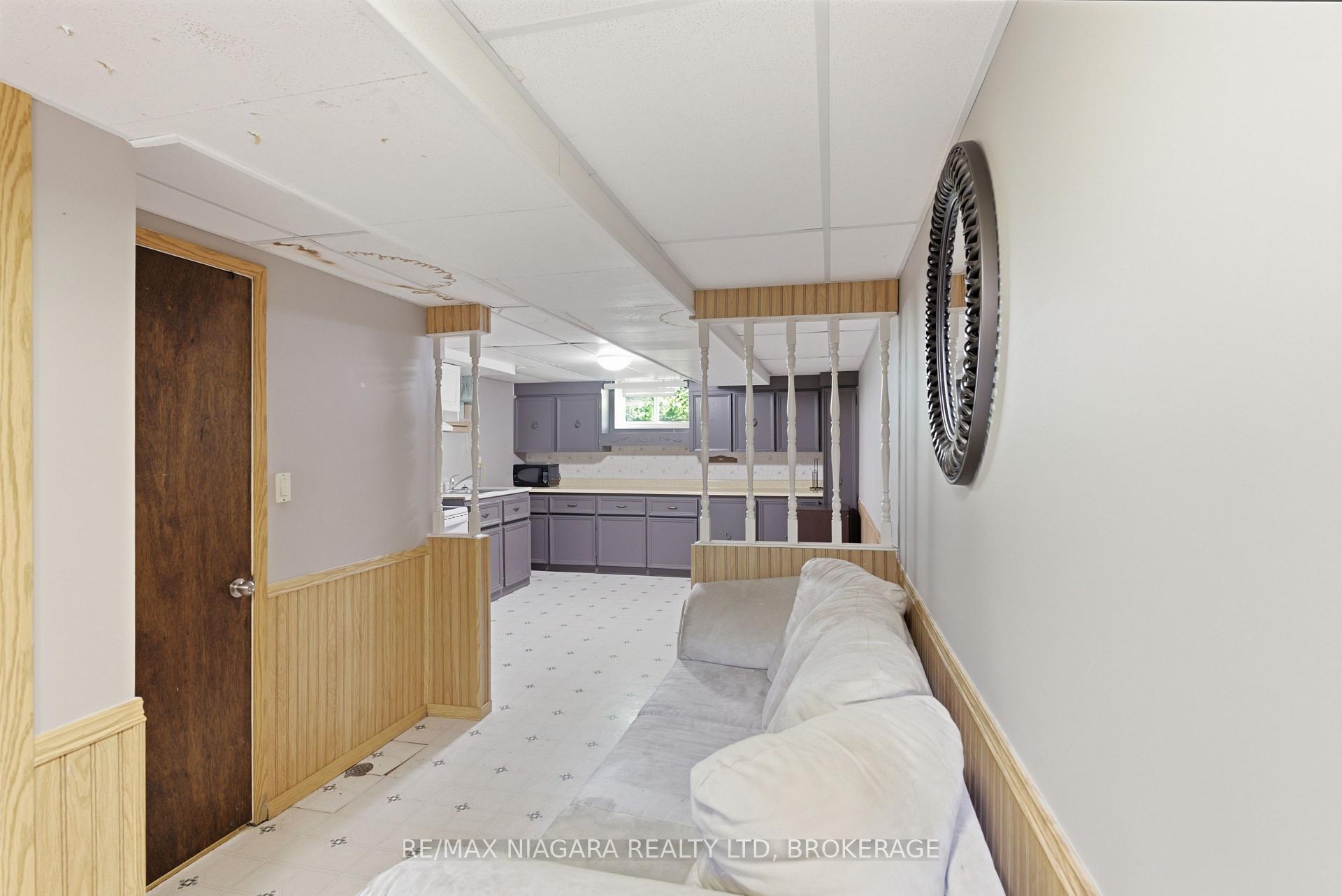 Photo 18 of 6479 Brock Street, Niagara Falls, Stamford — HOMEH