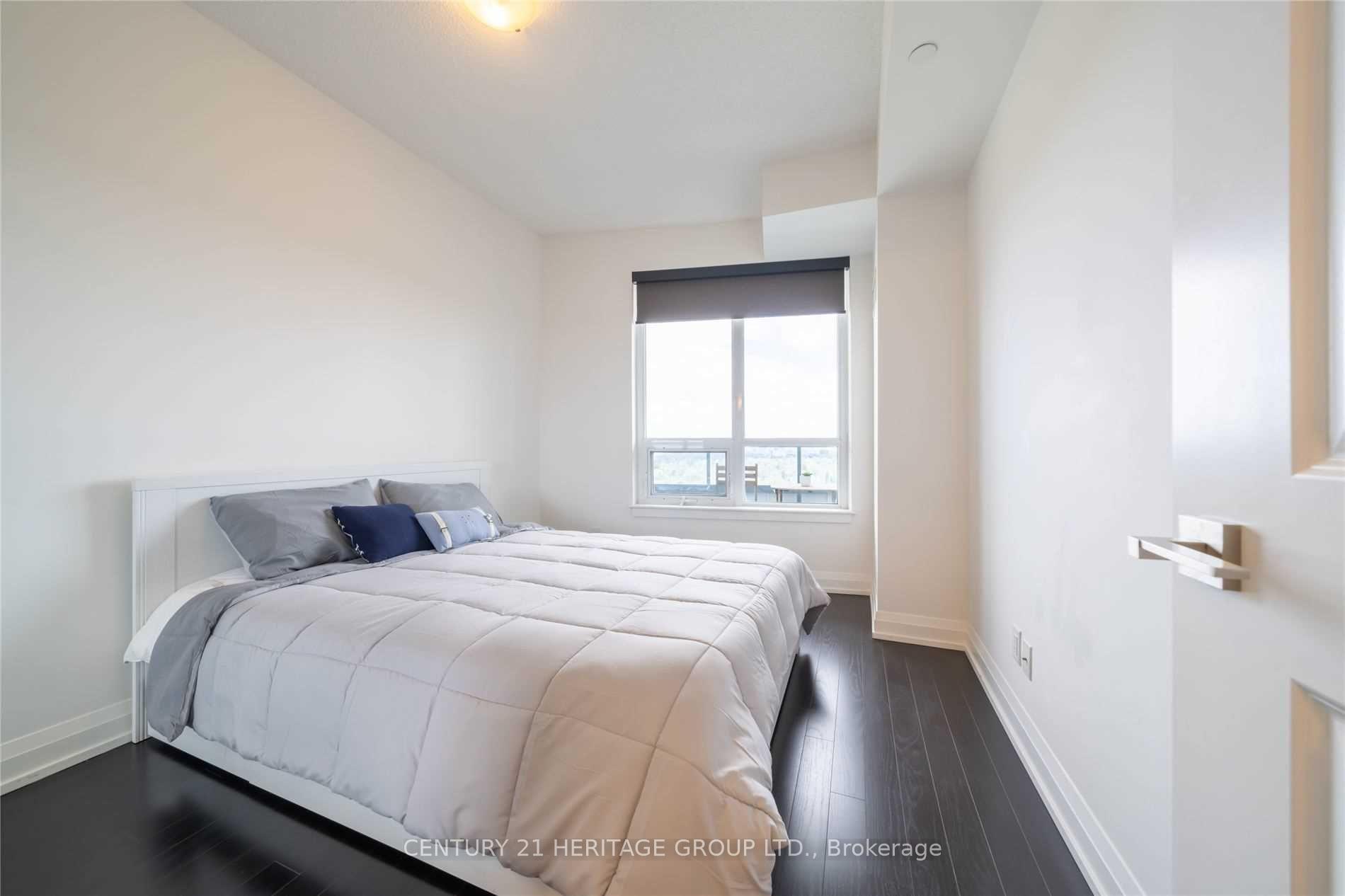 Photo 13 of Unit 1530, 7161 Yonge Street, Markham, Thornhill — HOMEH